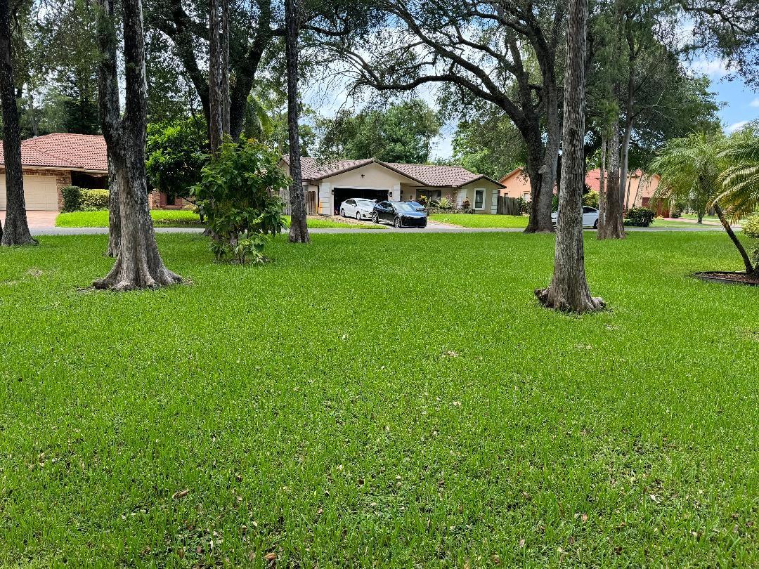 7027 Nw 38th Mnr Coral Springs FL 33065 | F10450443