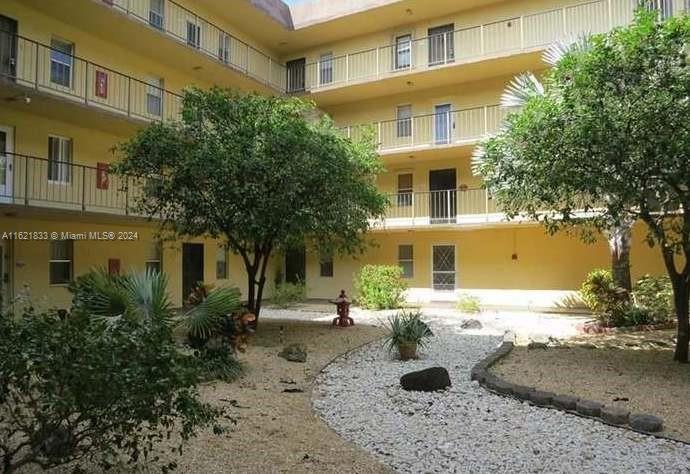 Somerset No 2 Condo