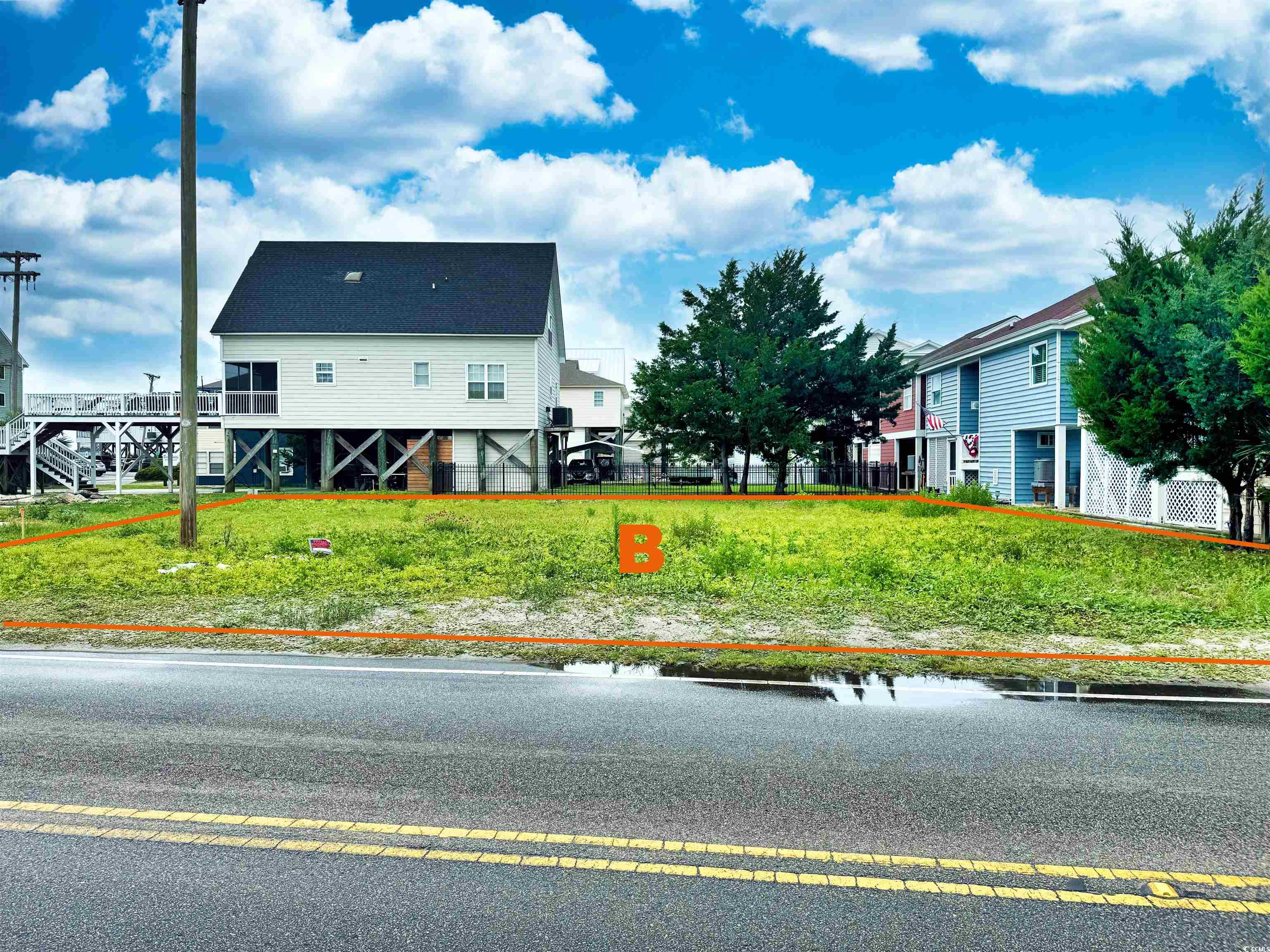 525 B N Waccamaw Dr. Garden City, SC 29576