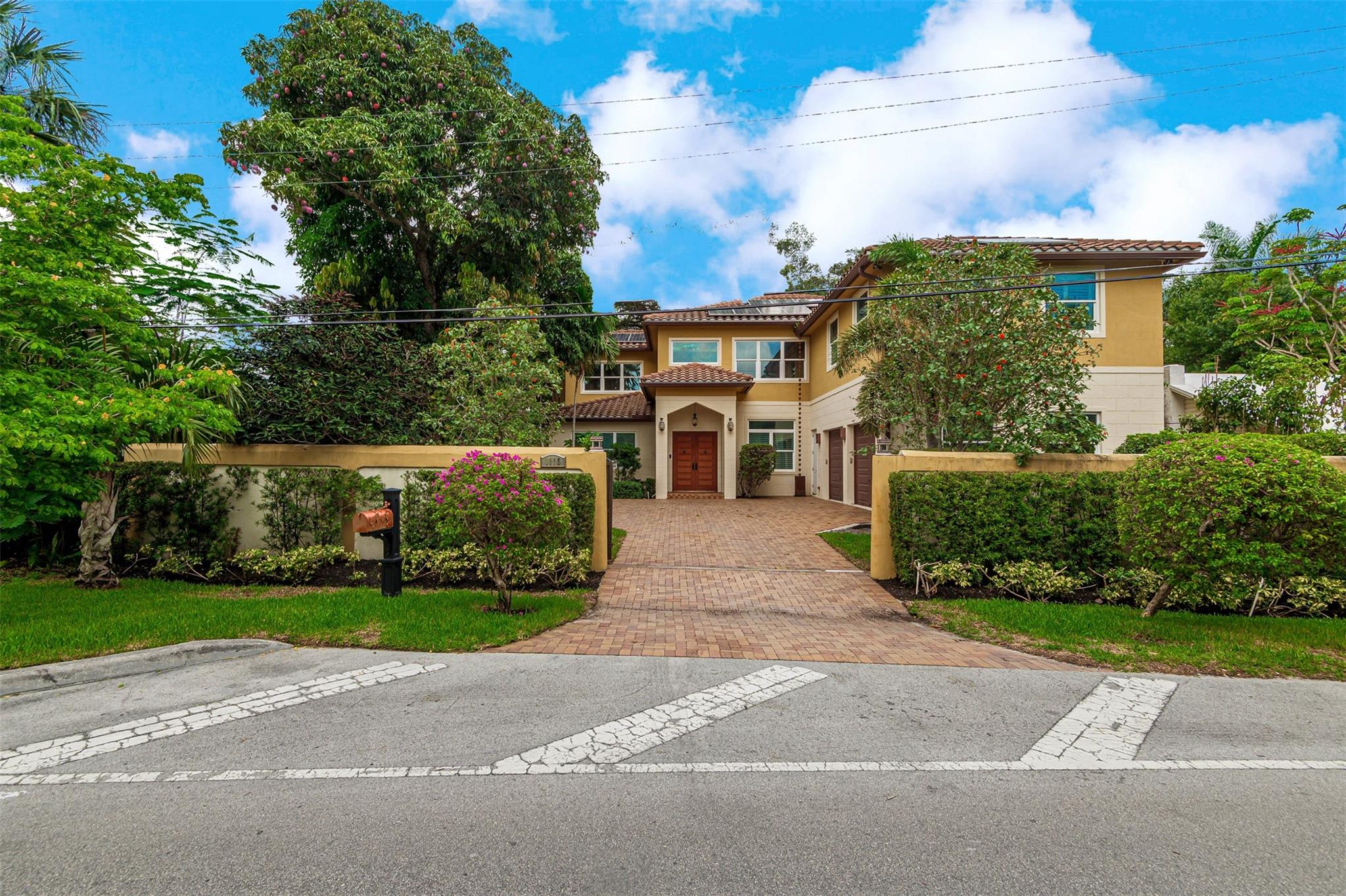 1115 Sw 5th Pl Fort Lauderdale FL 33312 | F10450947