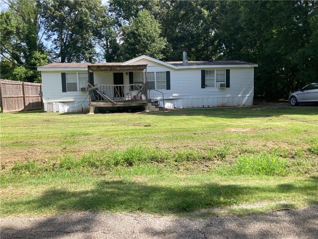Photo of 527 PAULINE Street, Marksville, LA 71351