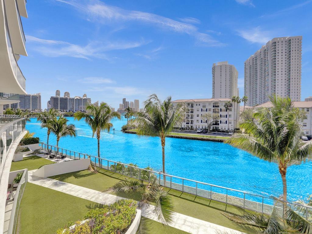 3250 NE 188th St #207, Aventura FL 33180