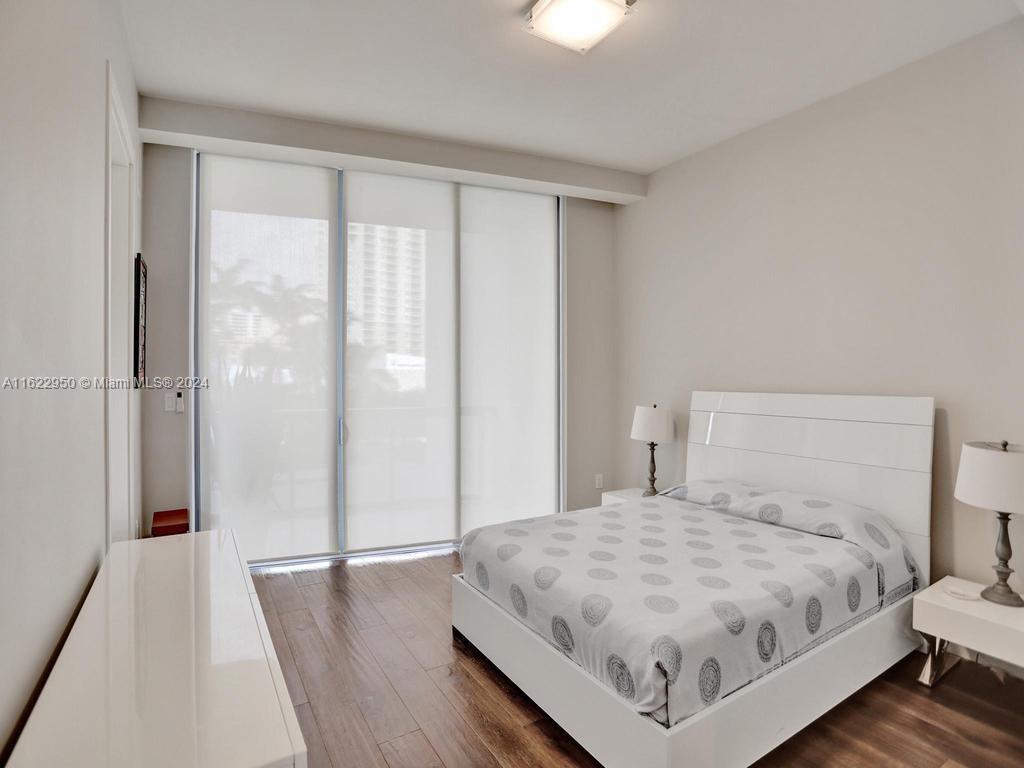 3250 NE 188th St #207, Aventura FL 33180