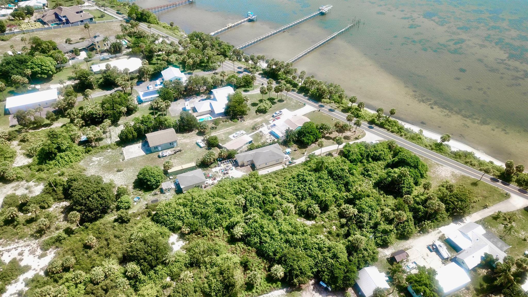 Homes for sale in Fort Pierce, FL | 6807 S Indian River Dr, Fort Pierce, FL 34982 | MLS# R11004558