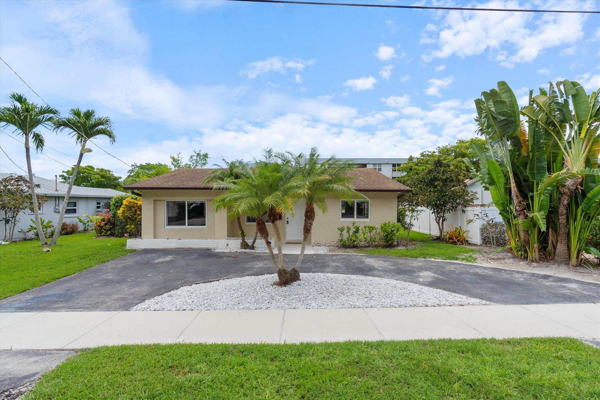 1670 Nw 38th Street Oakland Park FL 33309 | R11004961