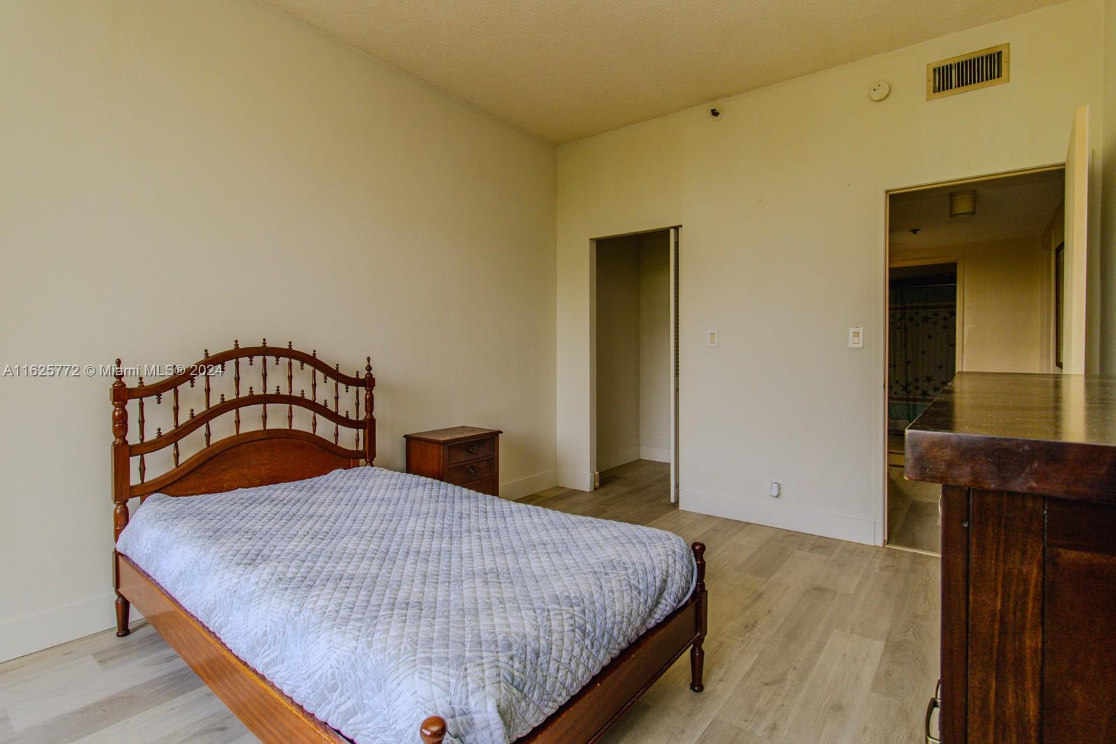 251 Crandon Blvd #237, Key Biscayne FL 33149