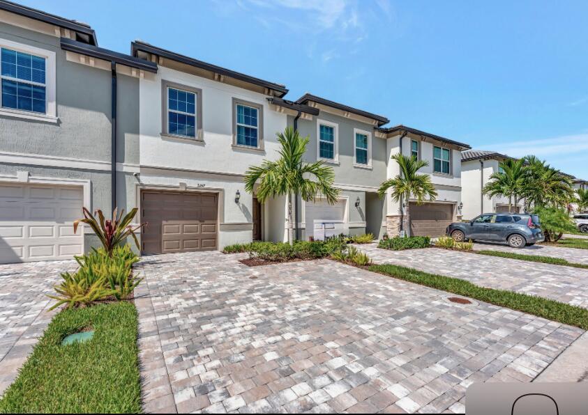 Homes for sale in Lauderdale Lakes, FL | 3247 Watercress Dr, Lauderdale Lakes, FL 33311 | MLS# R11005709