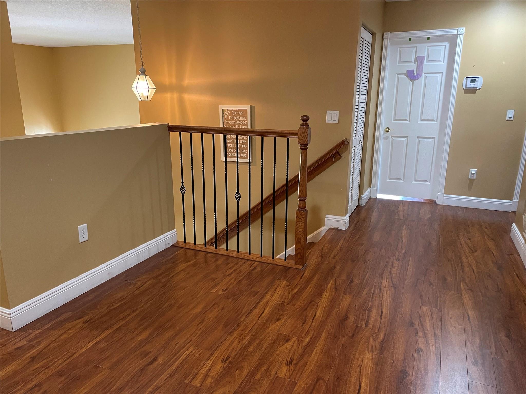 Open area on the 2nd fl leading to the bedrooms