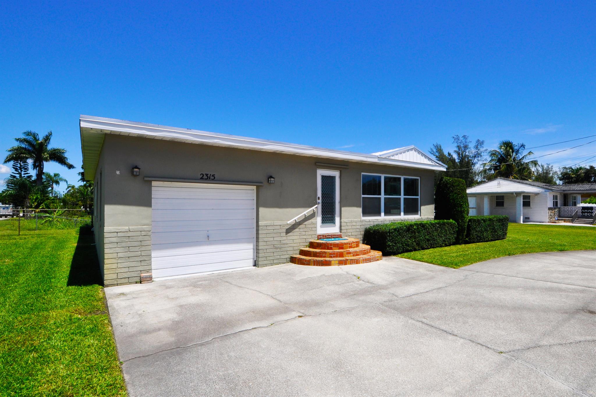 Homes for sale in West Palm Beach, FL | 2315 Summit Boulevard, West Palm Beach, FL 33406 | MLS# R11005759