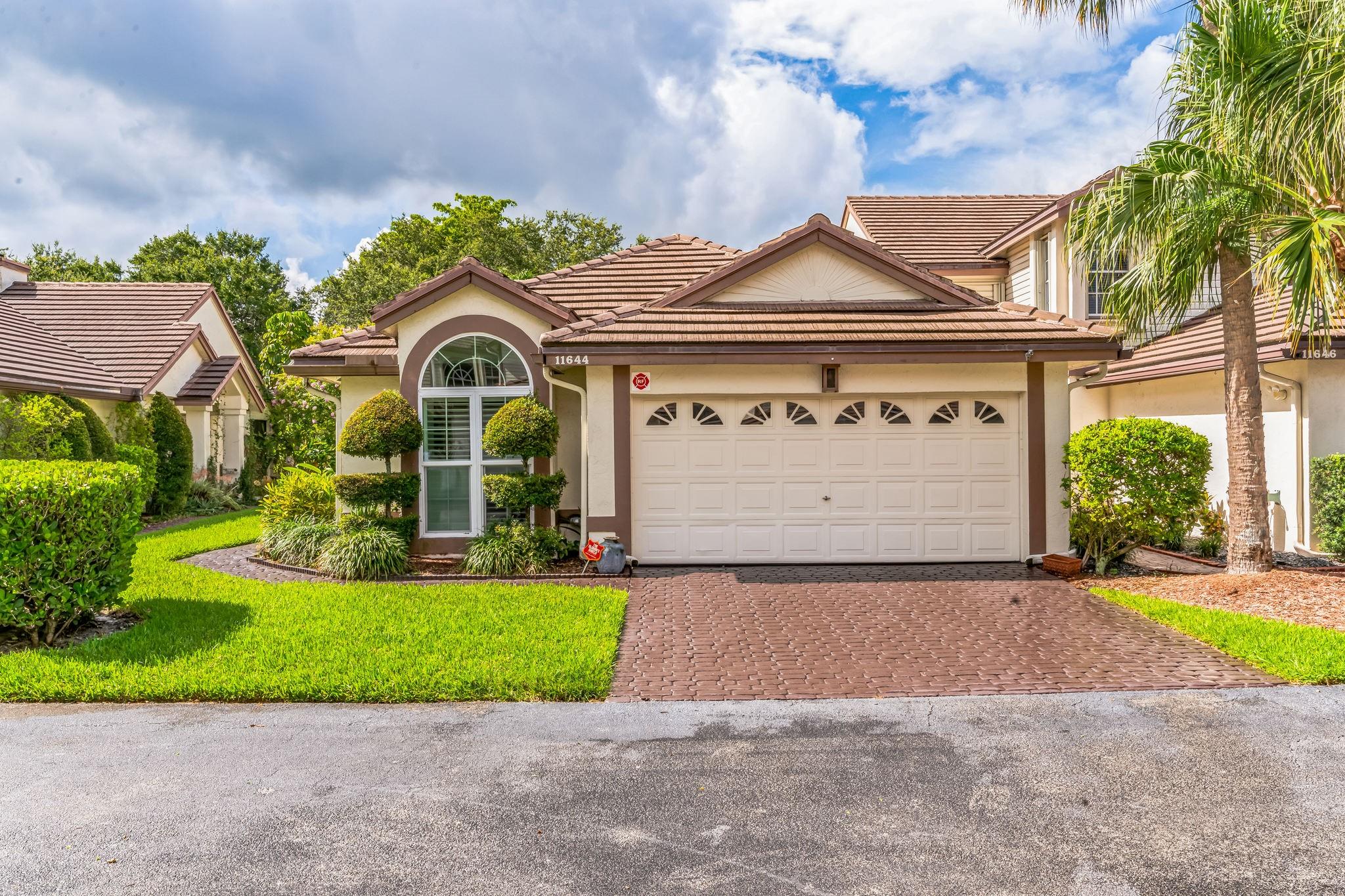 11644 Nw 19th Dr Coral Springs FL 33071 | F10451921