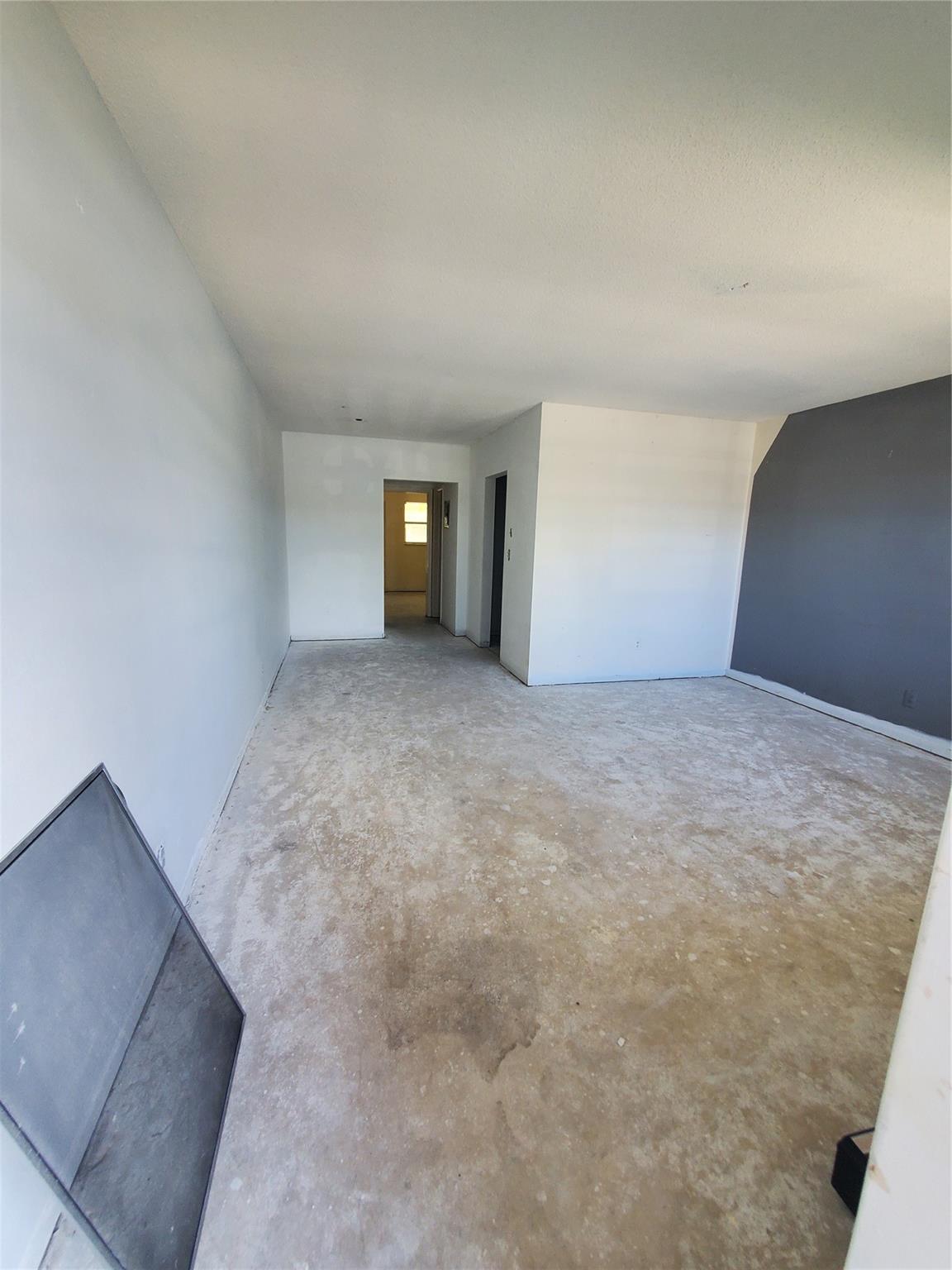 Homes for sale in Fort Lauderdale, FL | 2106 Ne 56Th Ct #107, Fort Lauderdale, FL 33308 | MLS# F10452134