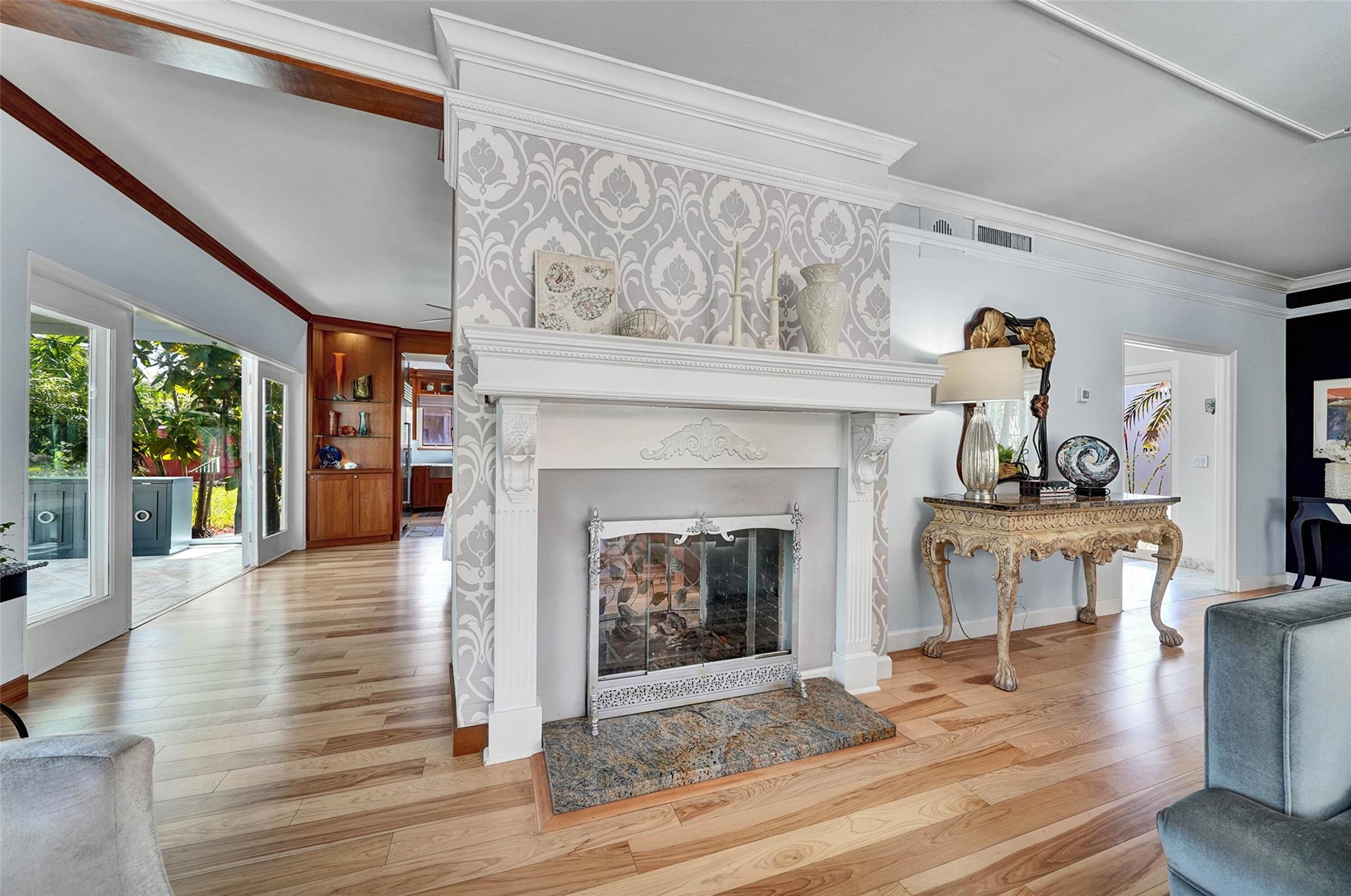 Fireplace, living room