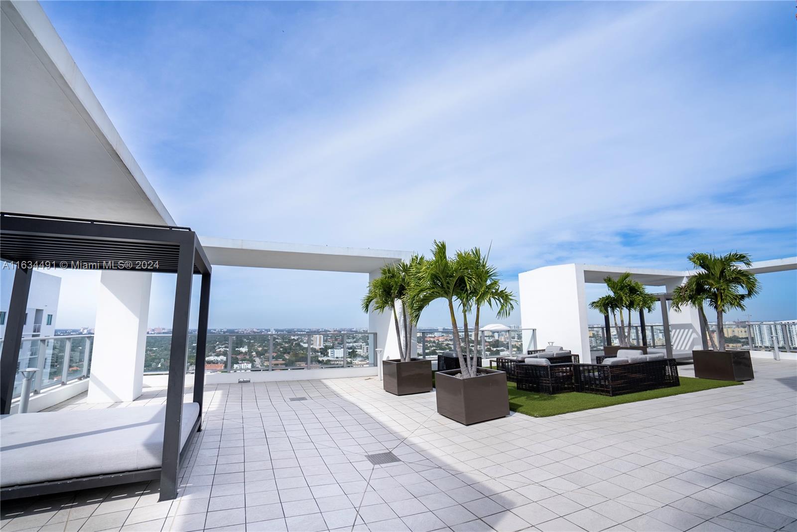 1010 SW 2nd Ave #2003, Miami FL 33130