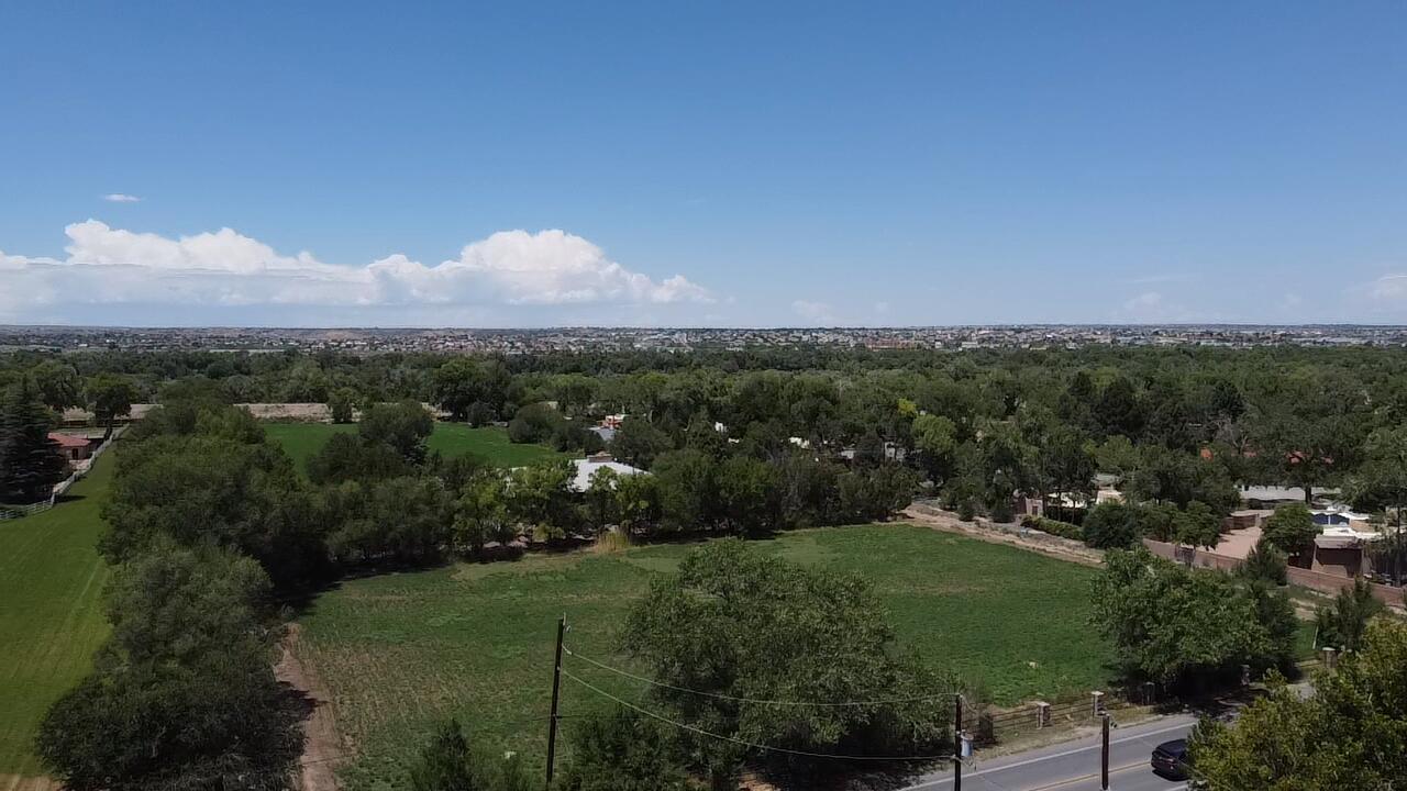 Homes for sale in Los Ranchos, NM | 7601 Rio Grande Blvd Nw, Los Ranchos, NM 87107 | MLS# 1068036