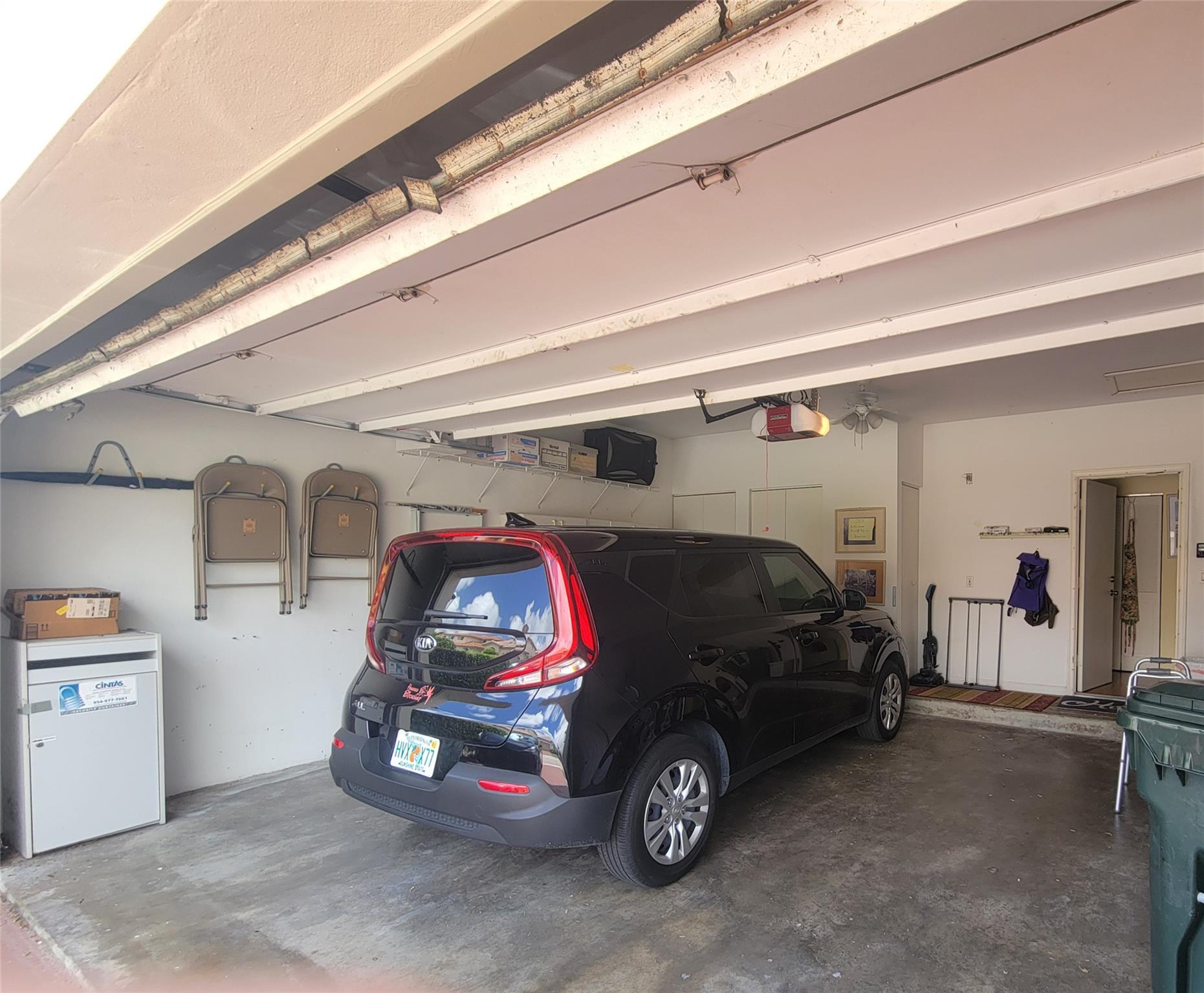 2 CAR GARAGE
