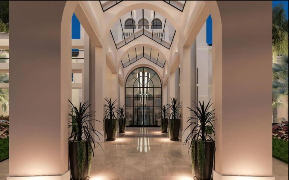 COUNTRY CLUB ENTRANCE