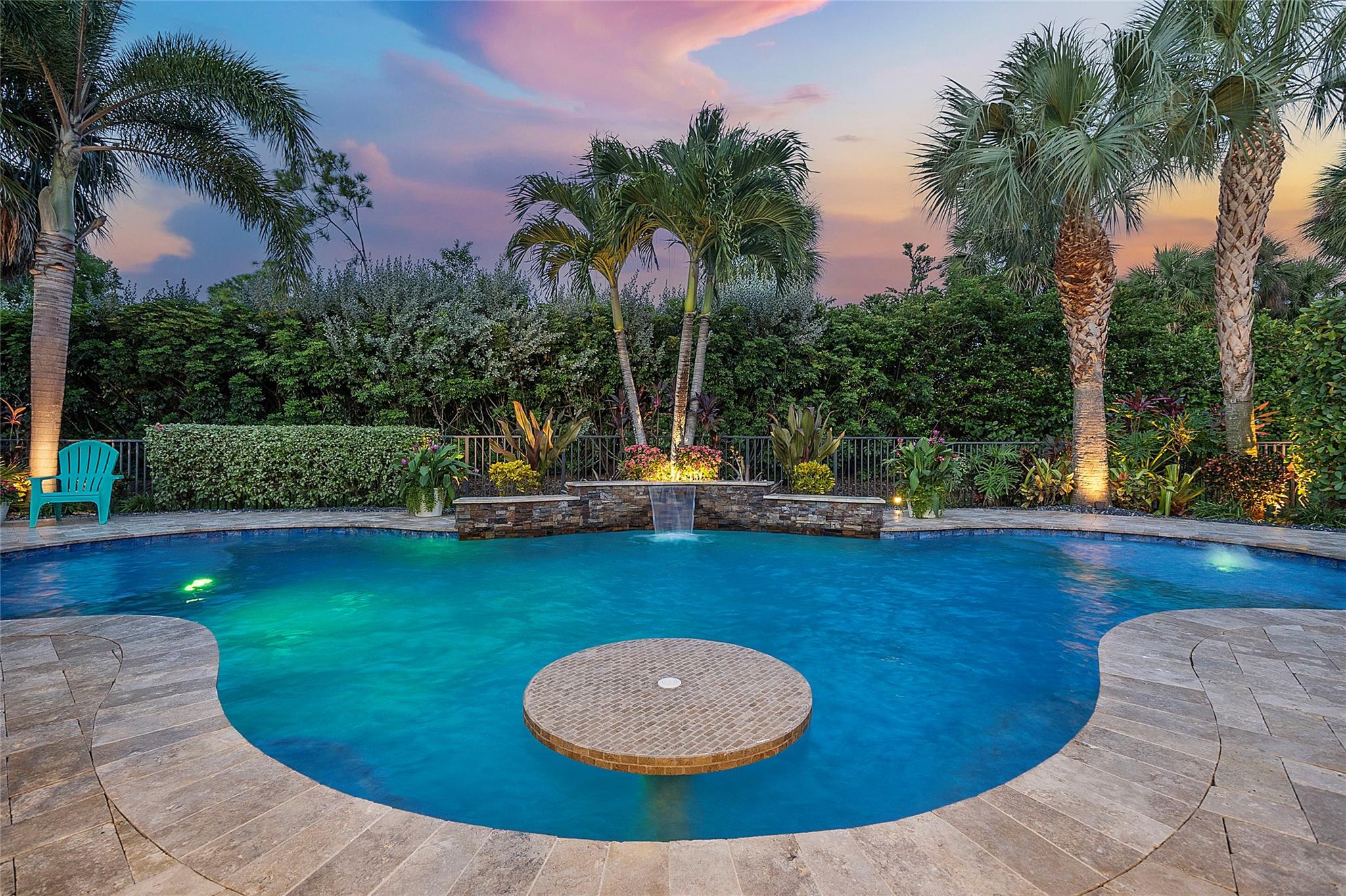 Anyone for a nightime dip and a cocktail in our heated pool with LED remote changeable lighting?