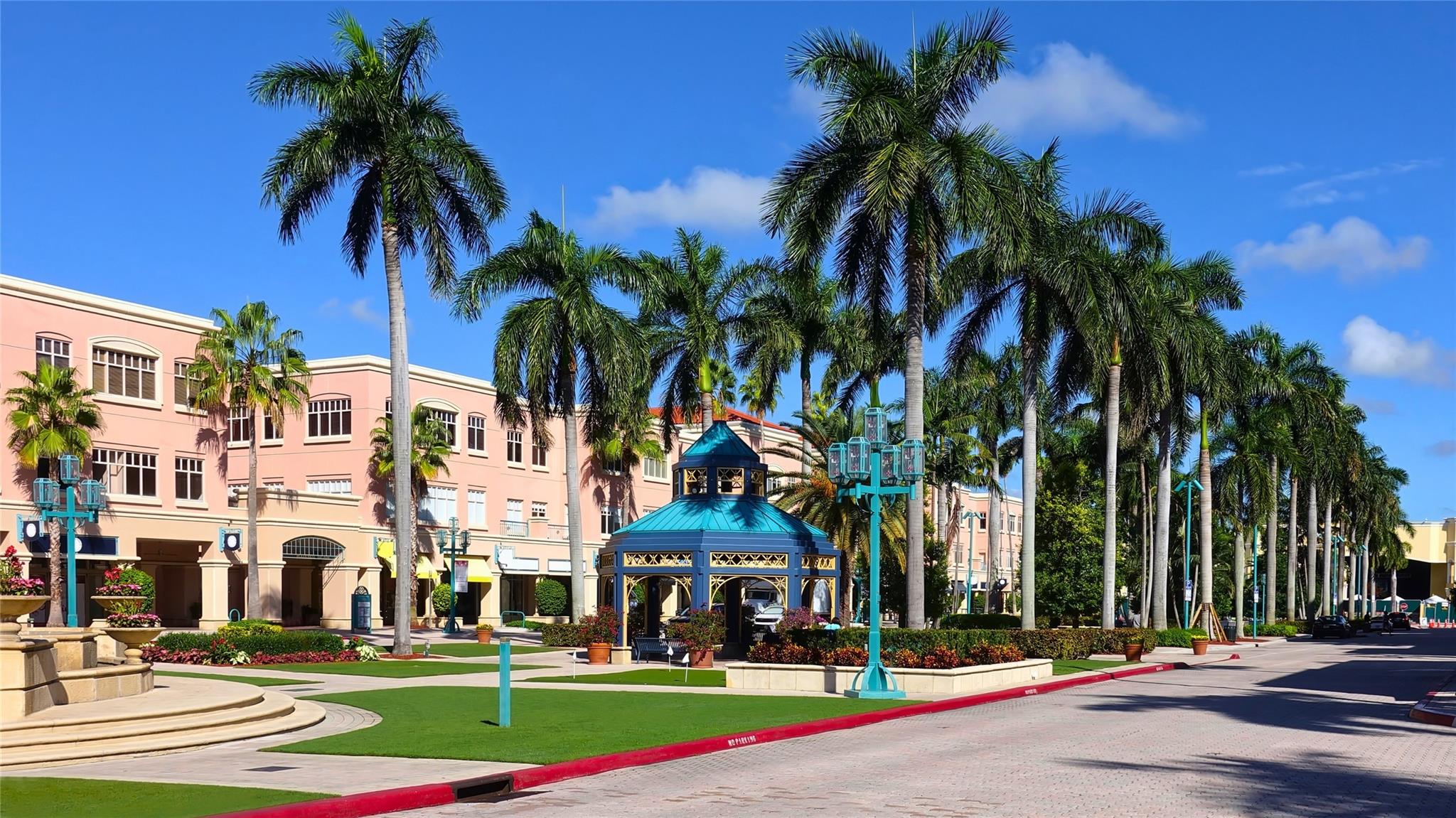 Less than 1 miles to the world class shopping and dining of Mizner Park!