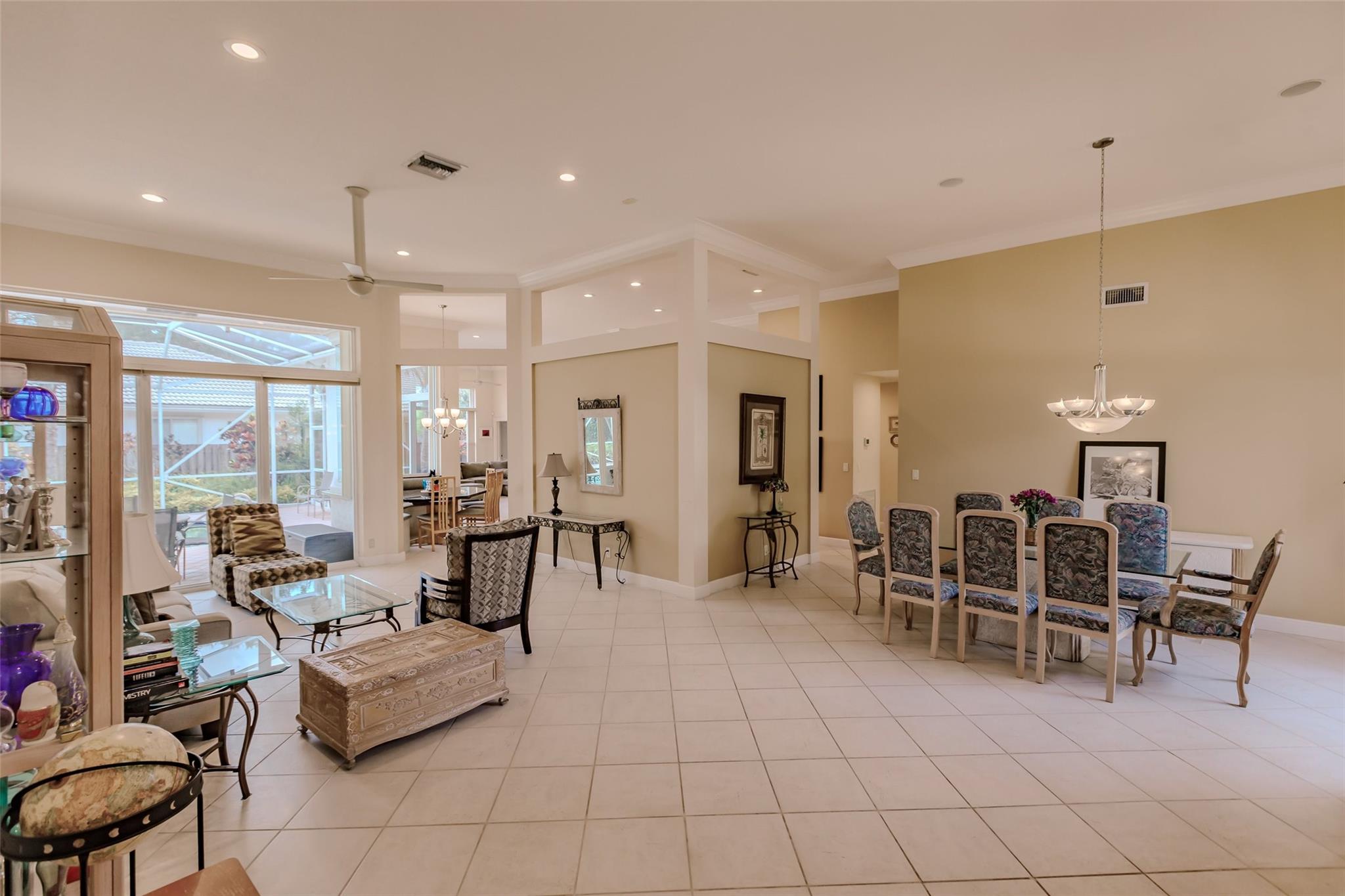 Foyer, Living room, Dining room