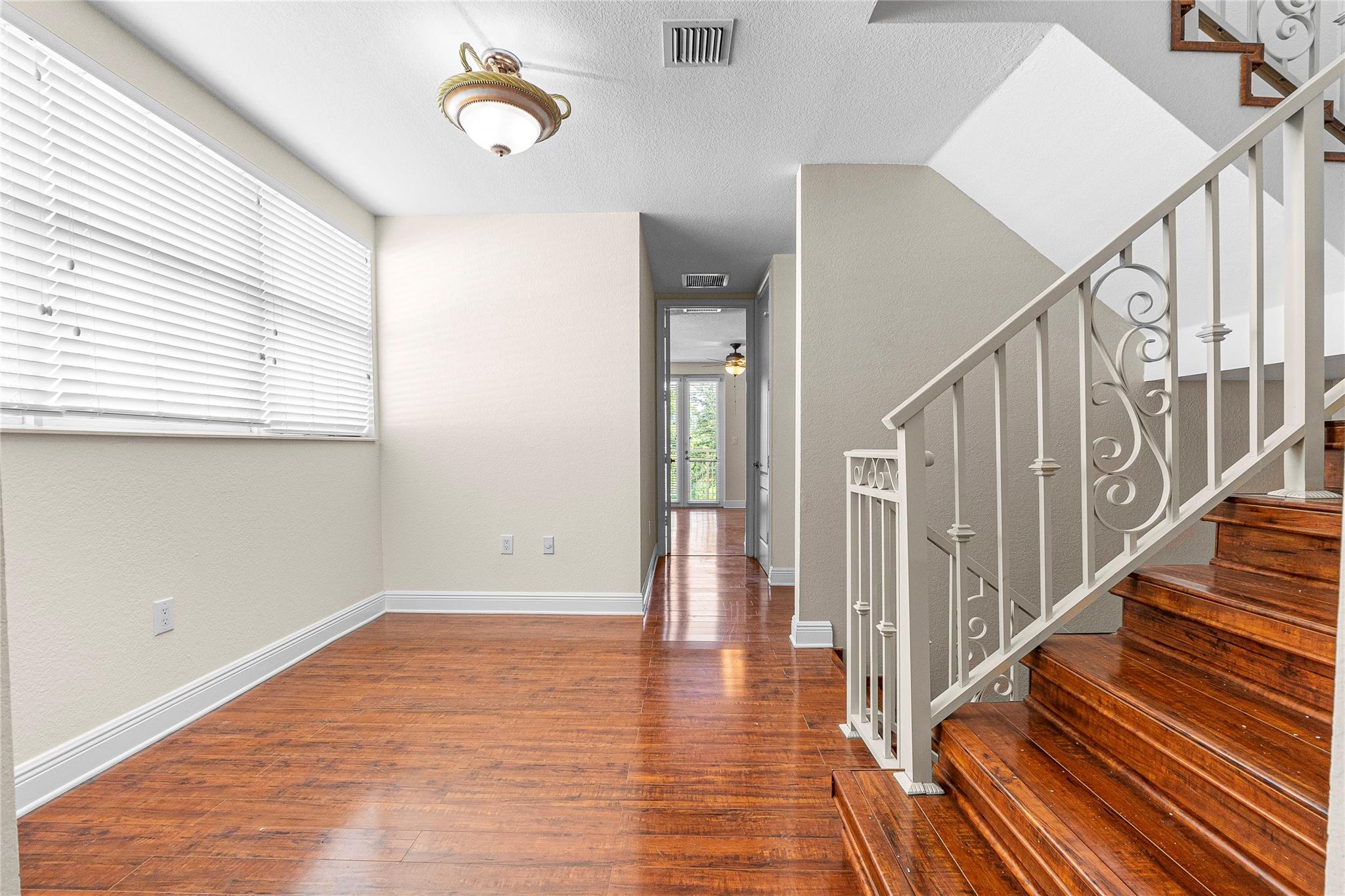 2nd floor landing and entrance to 2nd suite.