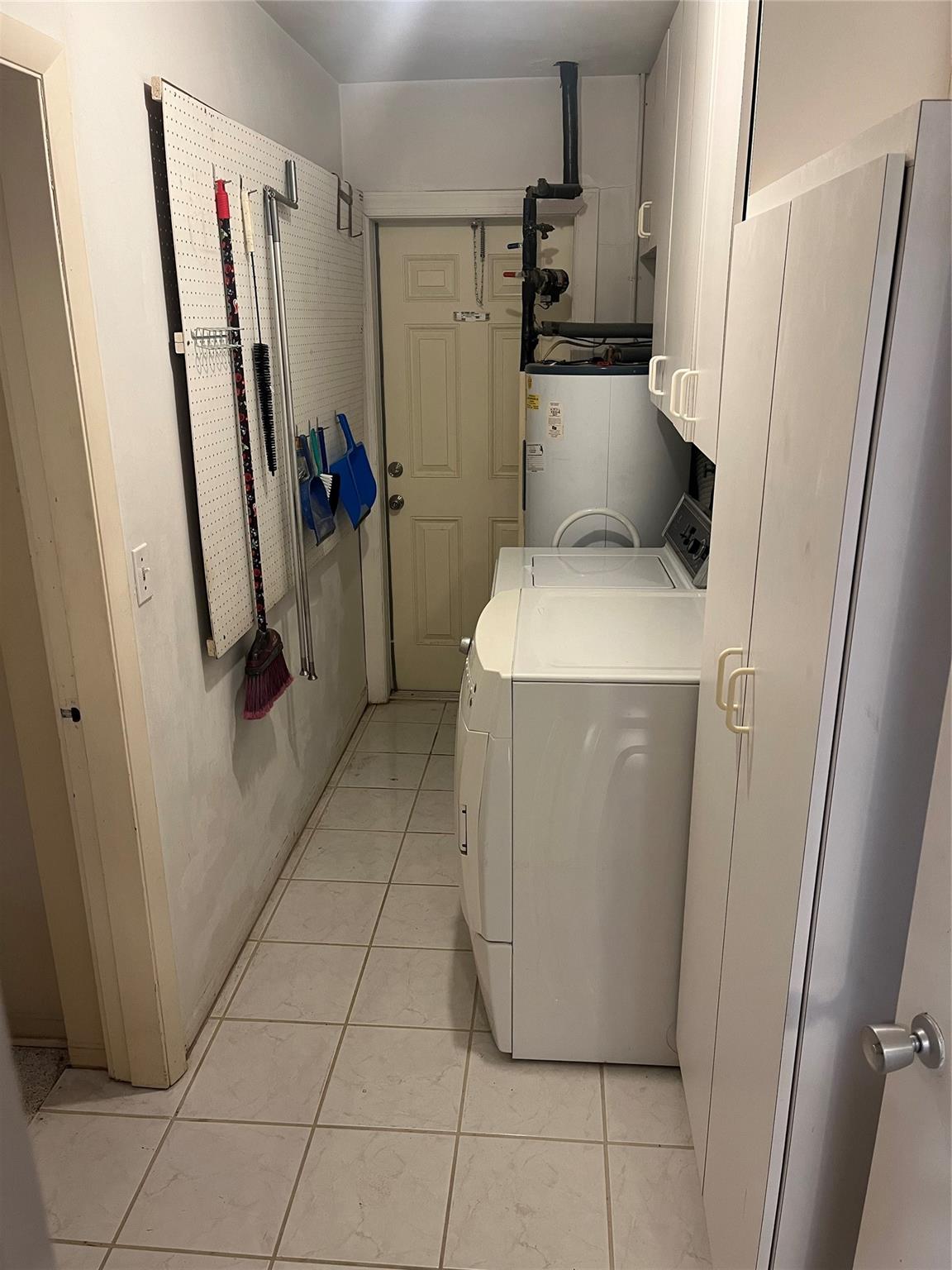 Laundry/Pantry