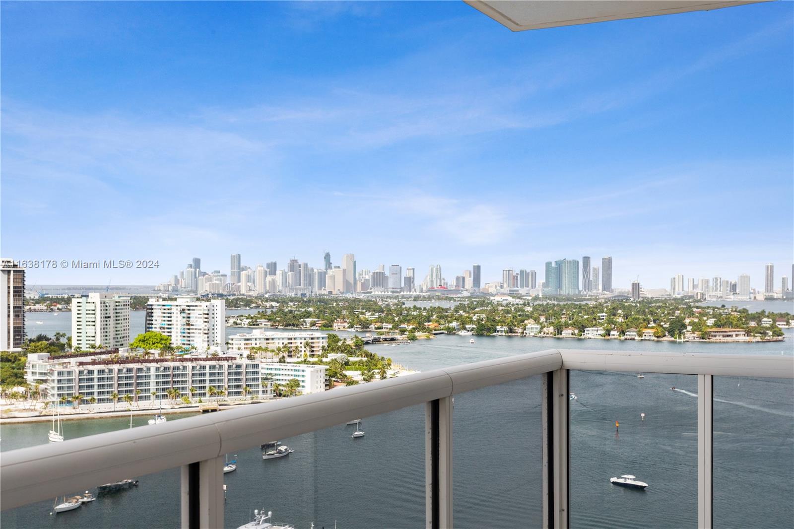 Condo for Sale in Miami Beach, FL
