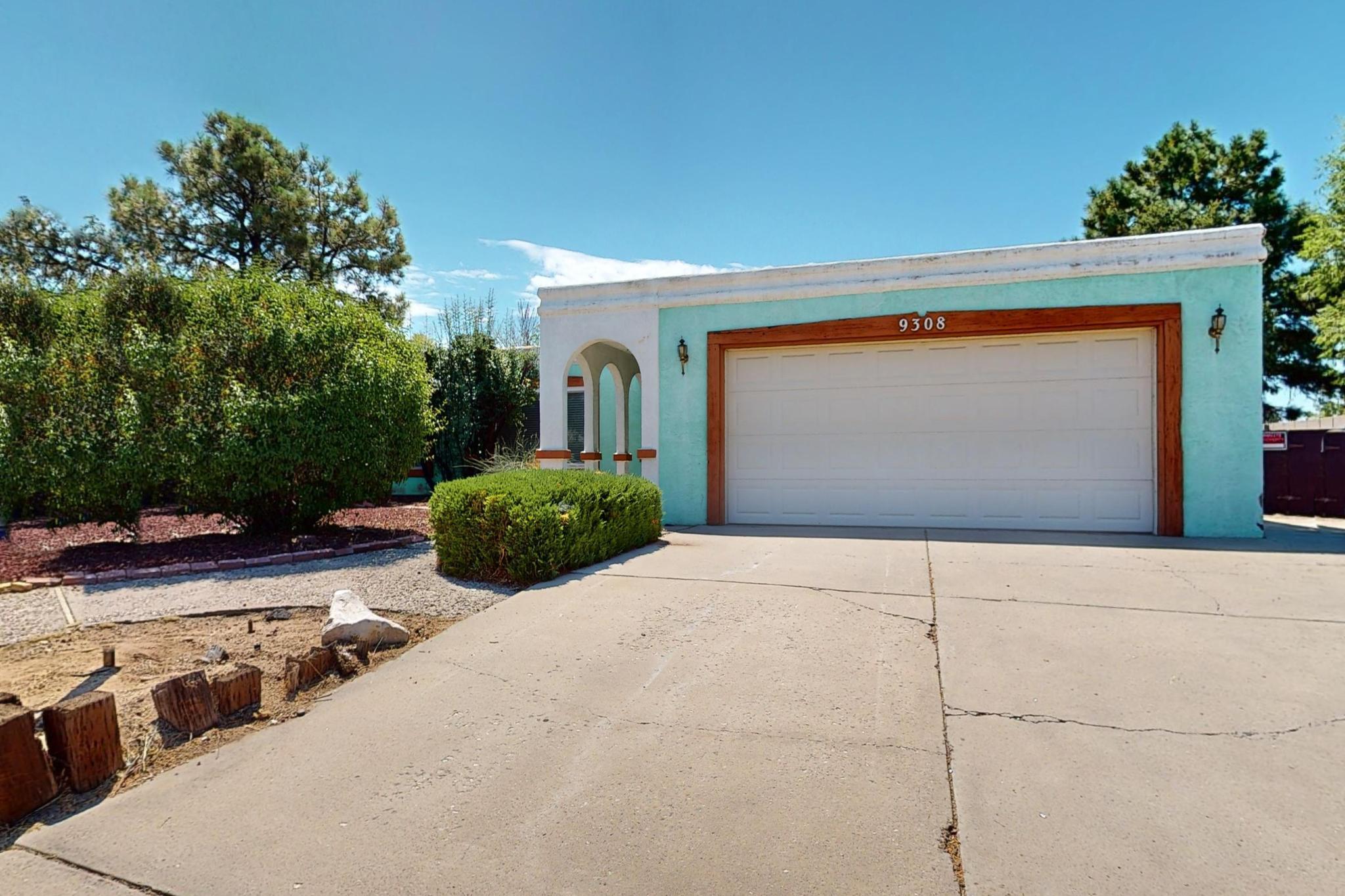 Homes for sale in Albuquerque, NM | 9308 Spain Rd Ne, Albuquerque, NM 87111 | MLS# 1068639