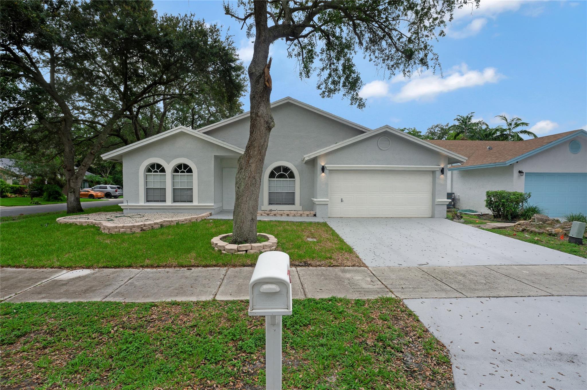5850 Nw 37th Ave, Coconut Creek, FL 33073, 3 Bedrooms , 2 Bathrooms ,Single Family Residence,Off Market,F10456332, Horizon Palm Realty Group