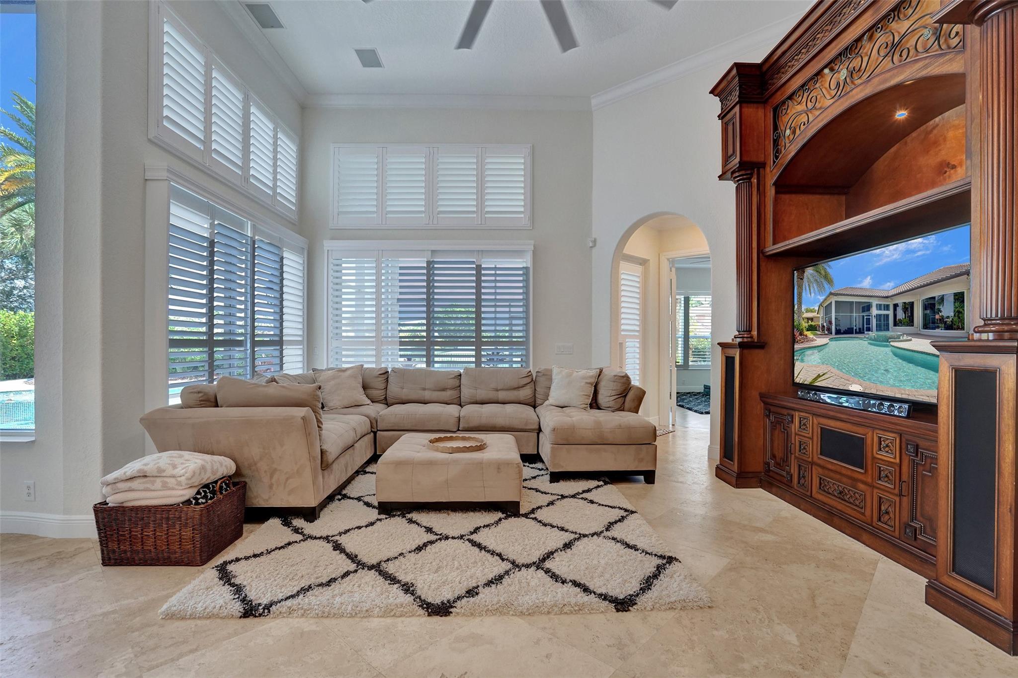  family room with media center (removable)