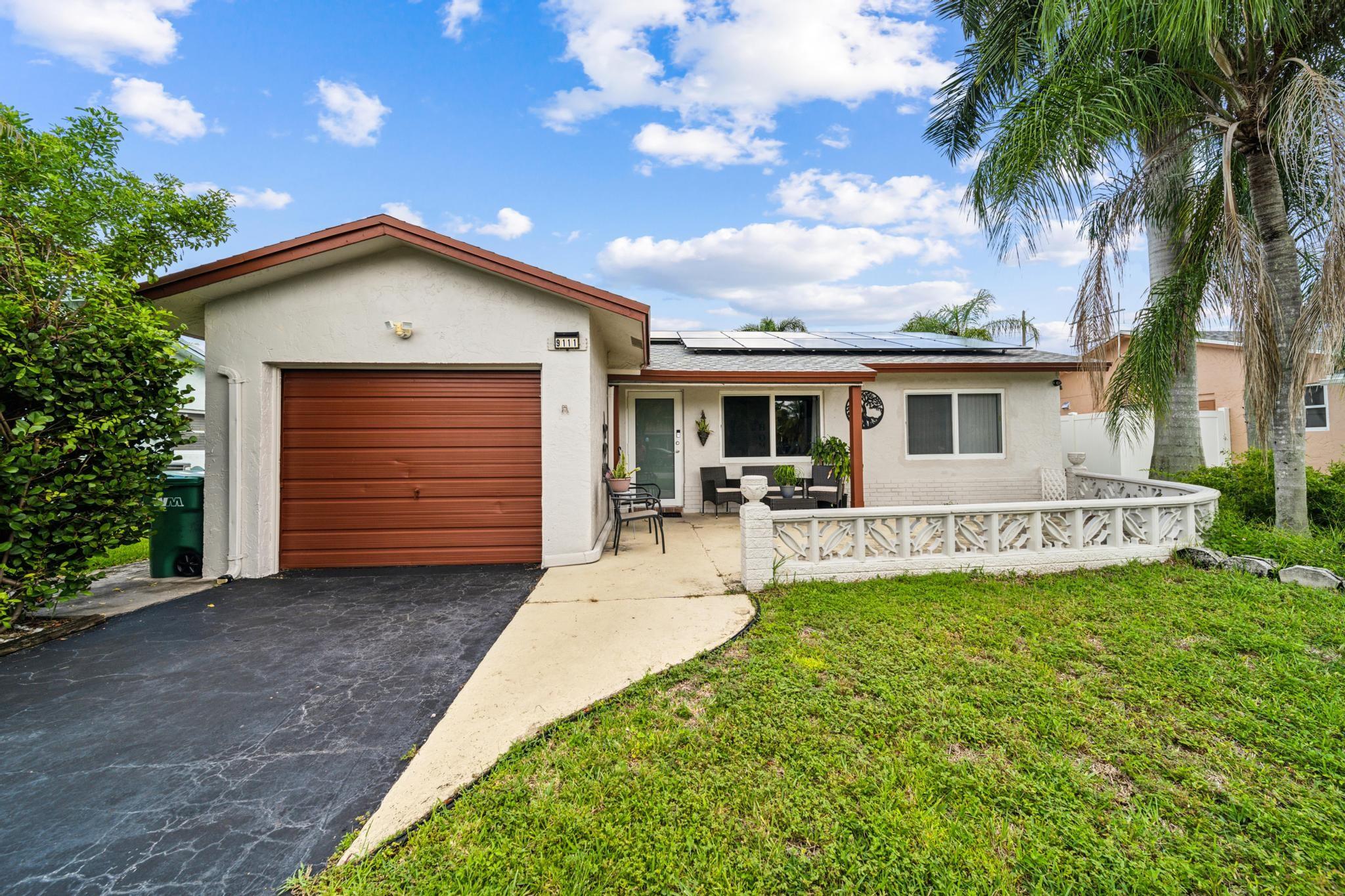 9111 Nw 83rd St Tamarac FL 33321 | F10457043