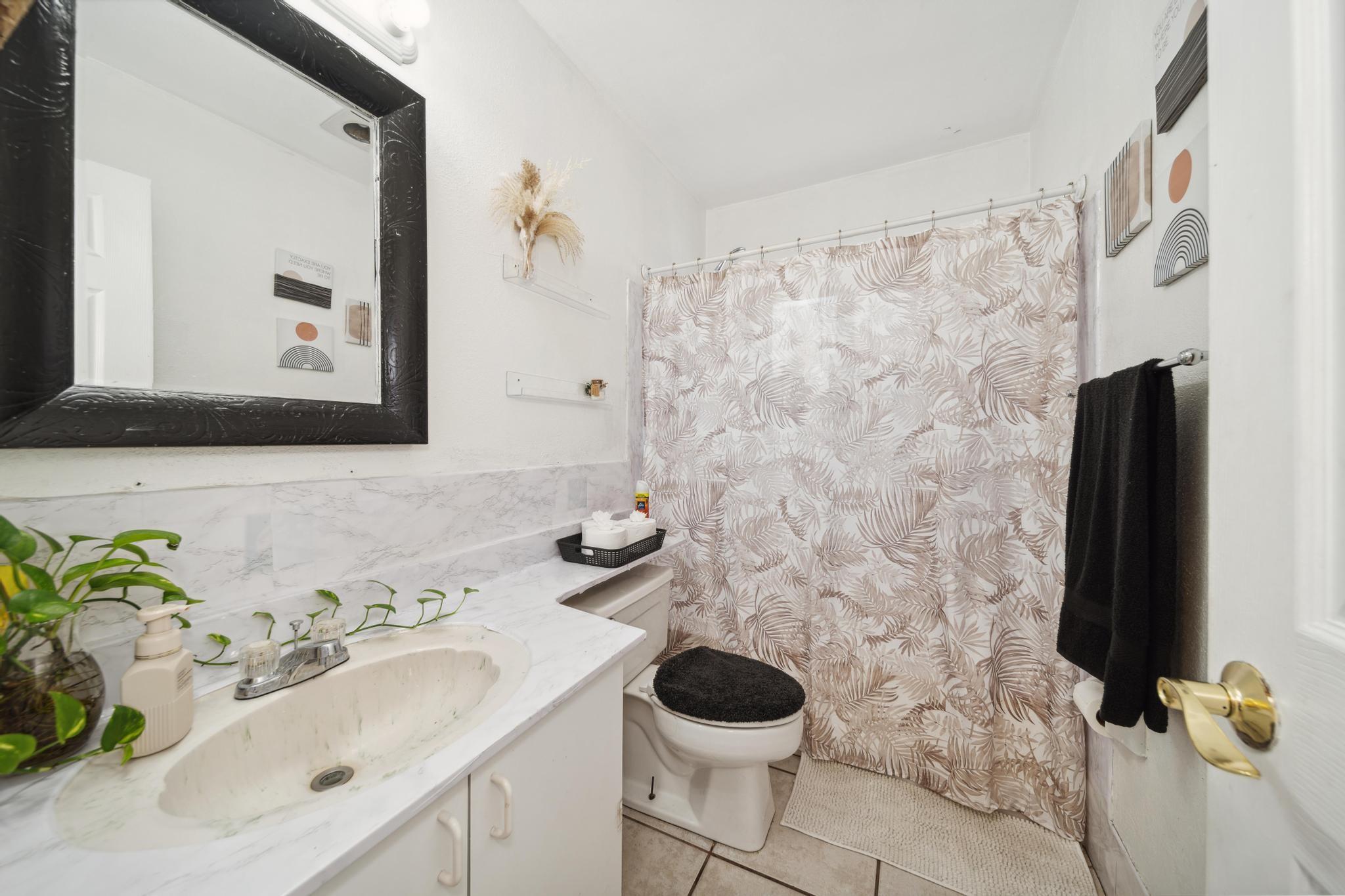 Guest Bathroom