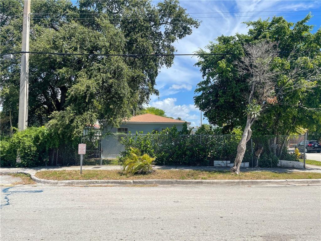 Homes for sale in Miami, FL | 3308 Nw 3rd Ave, Miami, FL 33127 | MLS# F10457386