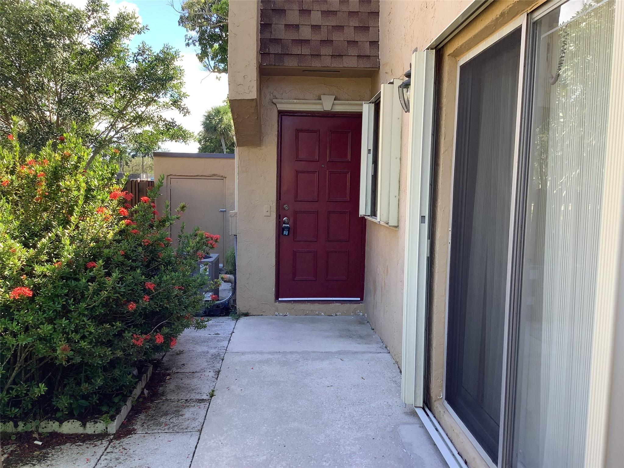 Homes for sale in Sunrise, FL | 3581 Nw 95Th Ter #601, Sunrise, FL 33351 | MLS# F10457517