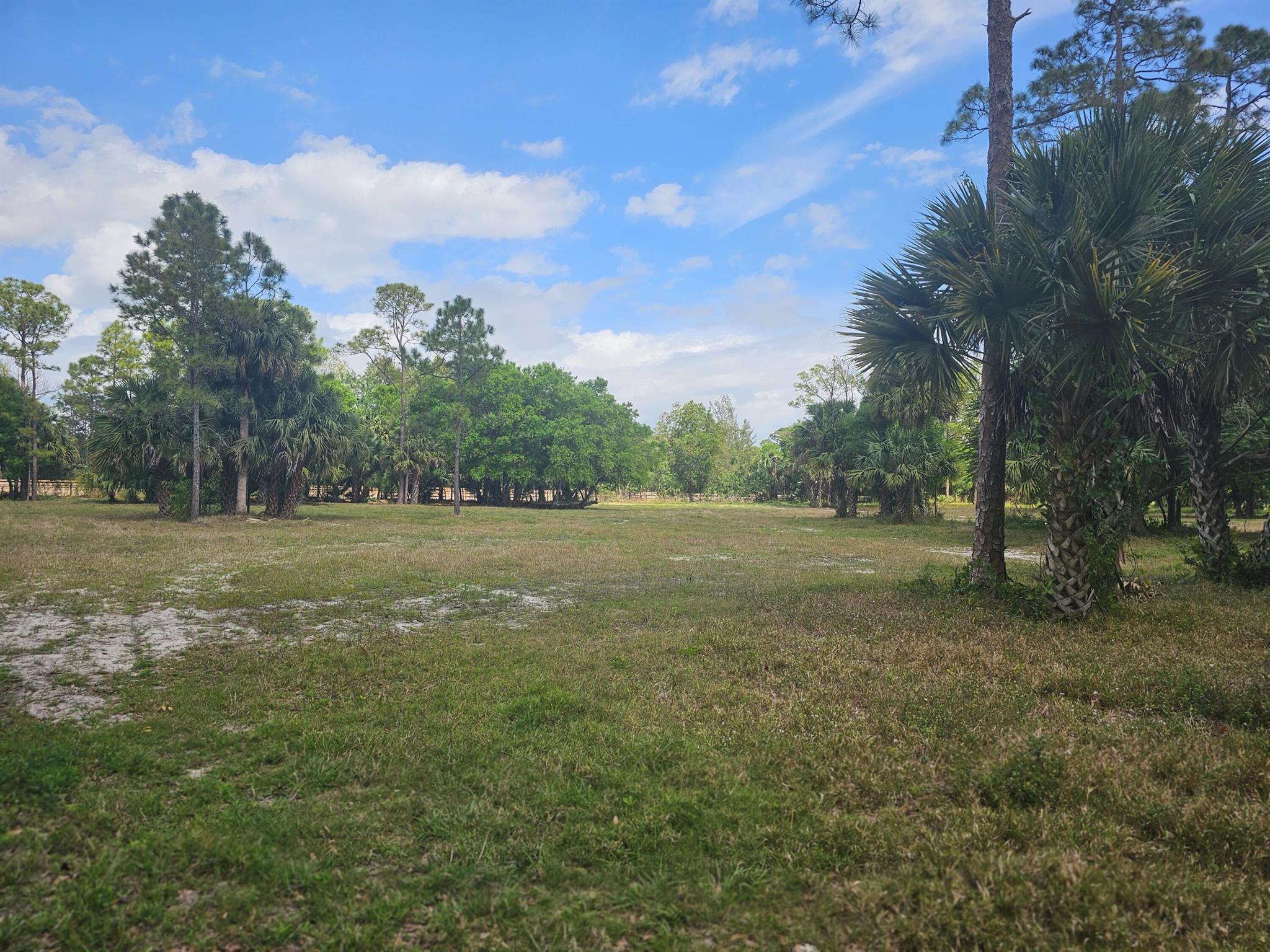 Homes for sale in Loxahatchee Groves, FL | 3556 B Road, Loxahatchee Groves, FL 33470 | MLS# R11014758