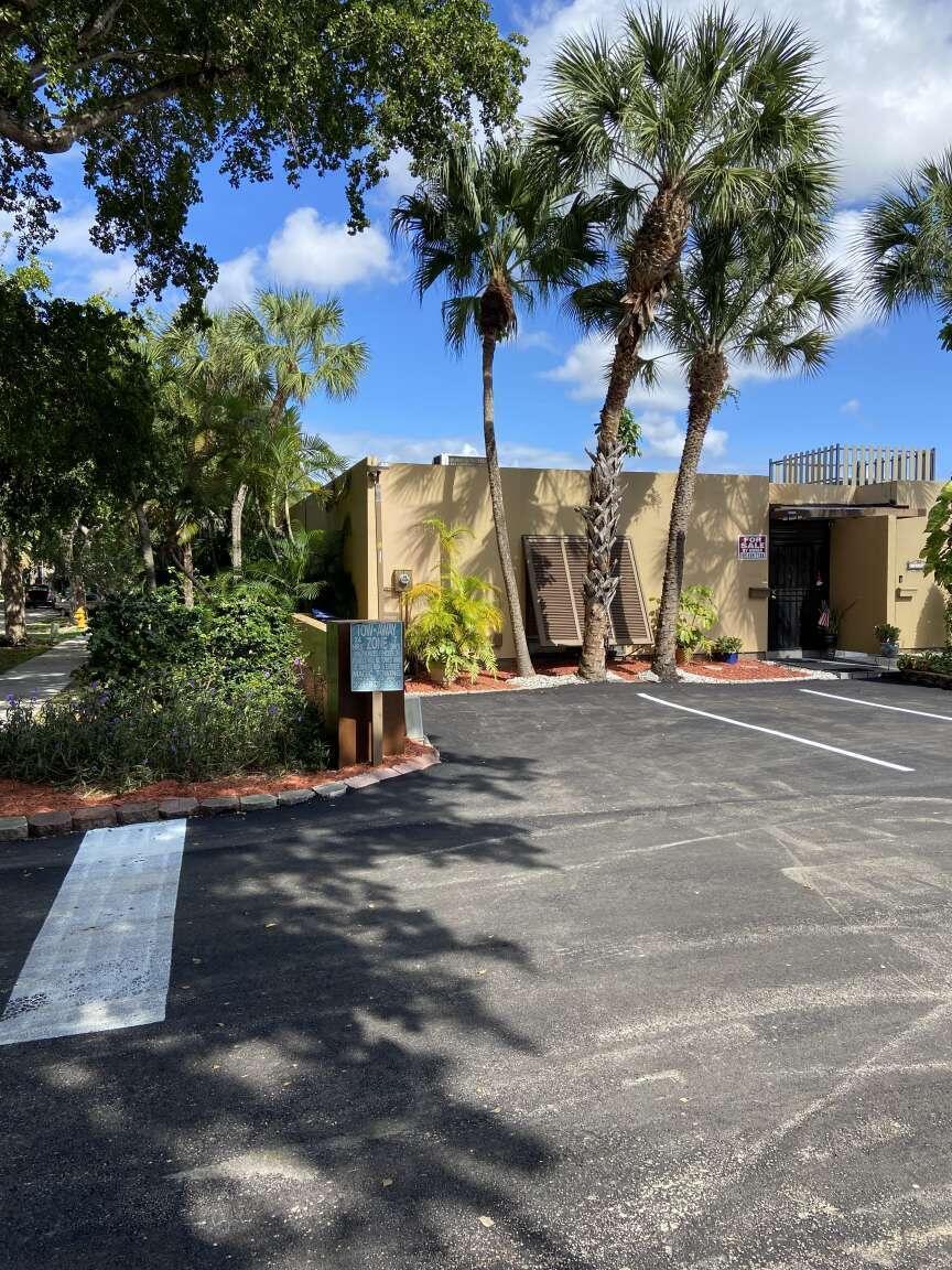 Miami Lakes Loch Lomond E