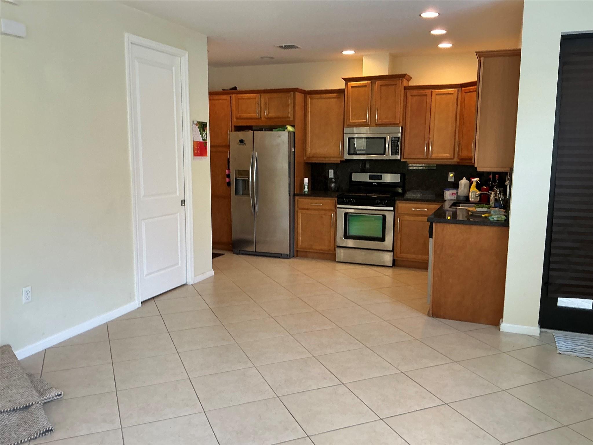 Homes for sale in Sunrise, FL | 3321 Nw 124th Way, Sunrise, FL 33323 | MLS# F10458036