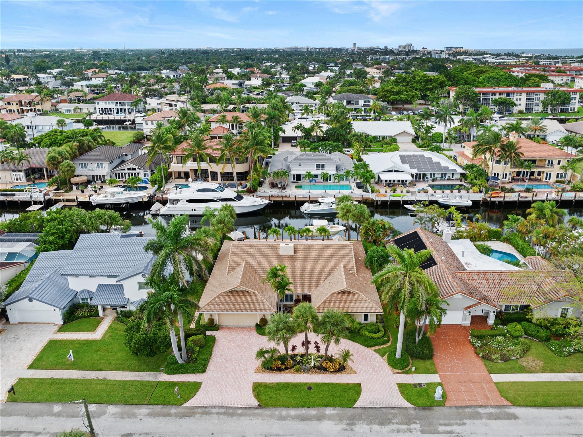 2901 Ne 47th St Lighthouse Point FL 33064 | F10457639