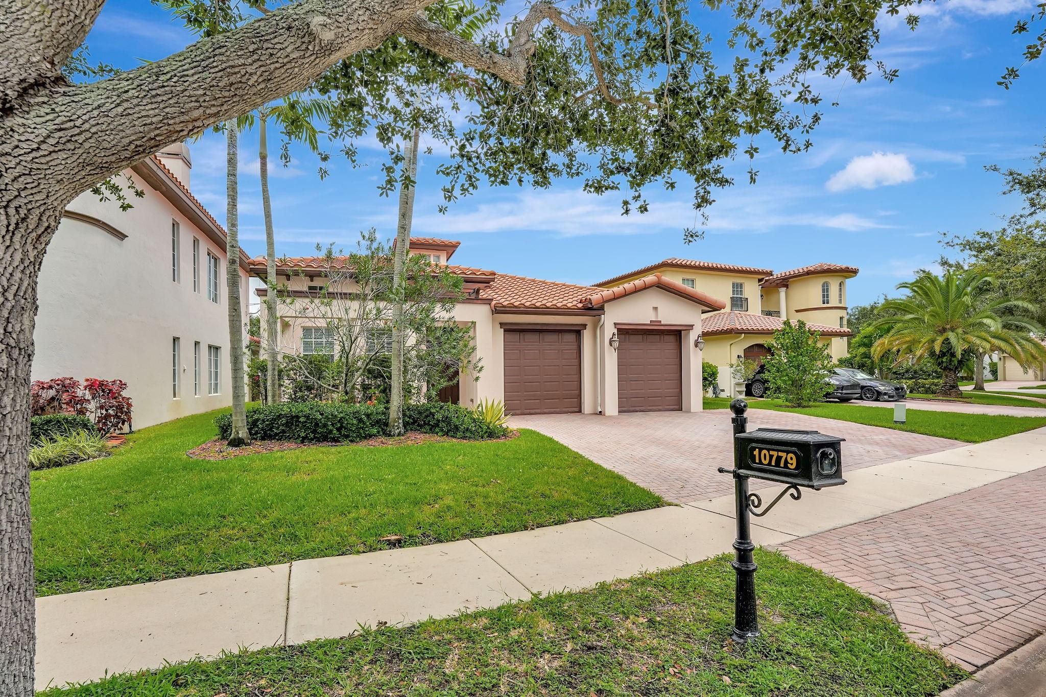 10779 Nw 80th Cir Parkland FL 33076 | F10458000