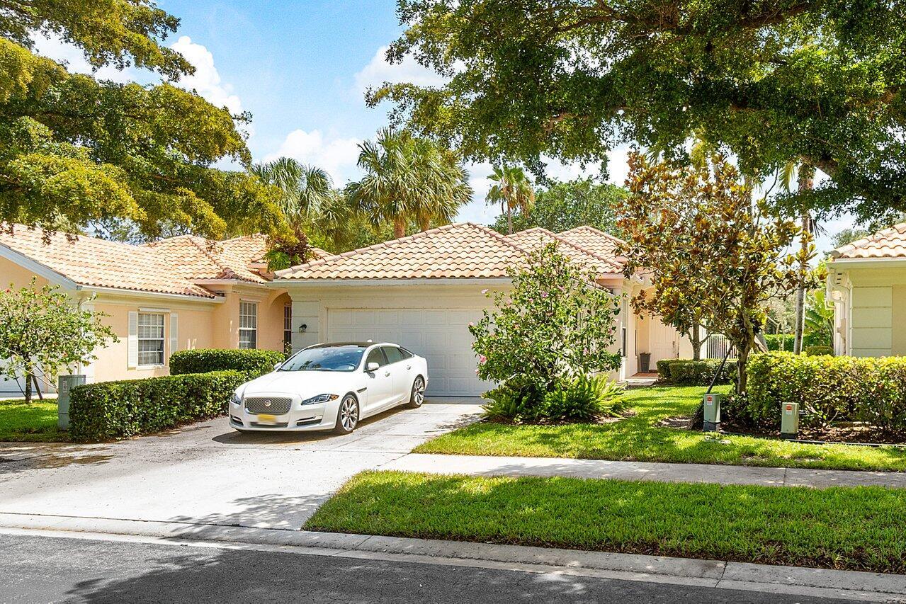 4689 Hammock Circle Delray Beach FL 33445 | R11015733