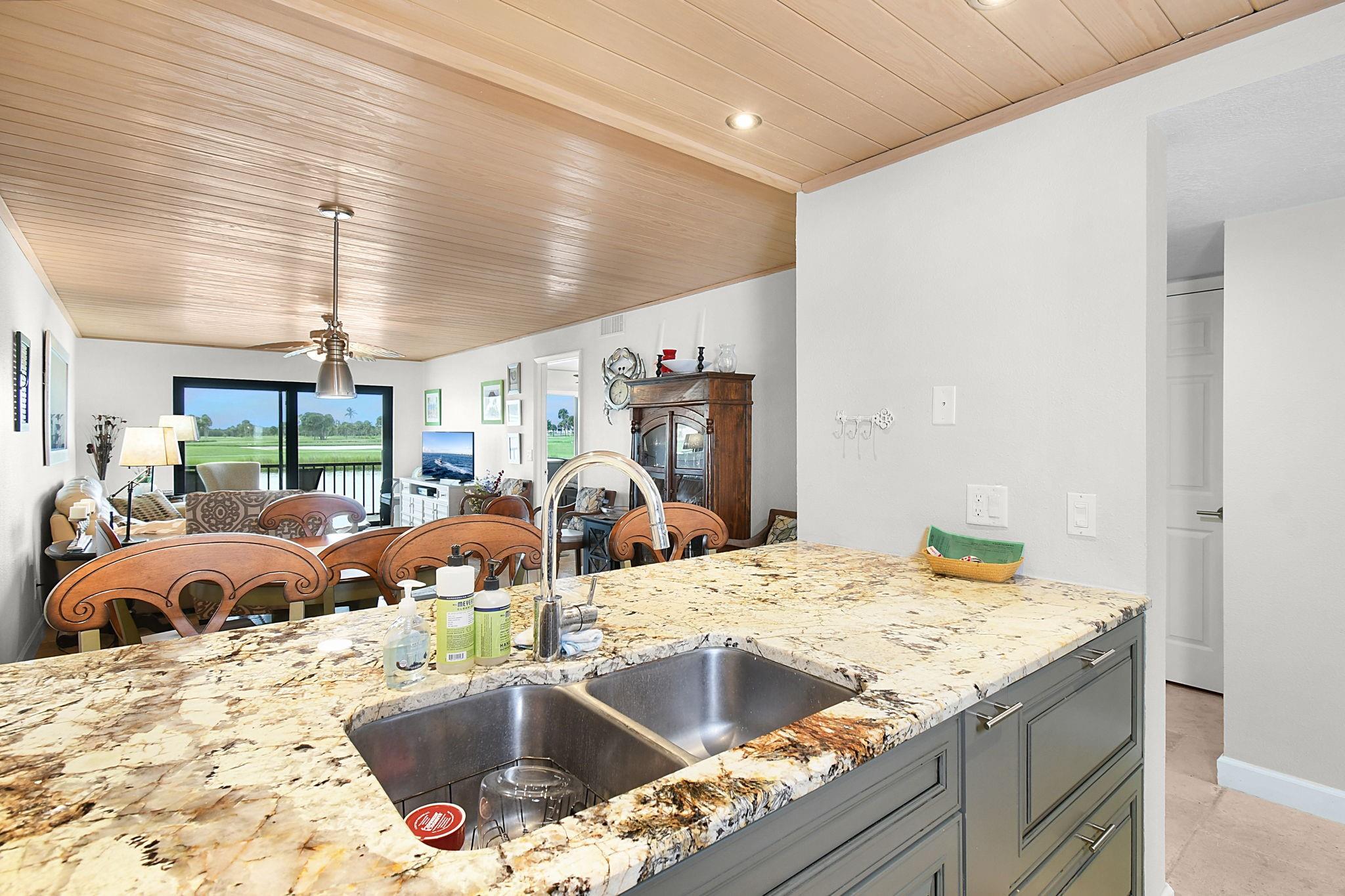 Homes for sale in Stuart, FL | 40 Ne Plantation Rd #109, Stuart, FL 34996 | MLS# F10458694