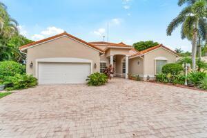 9747 Mantova Drive Lake Worth FL 33467 | R11016300