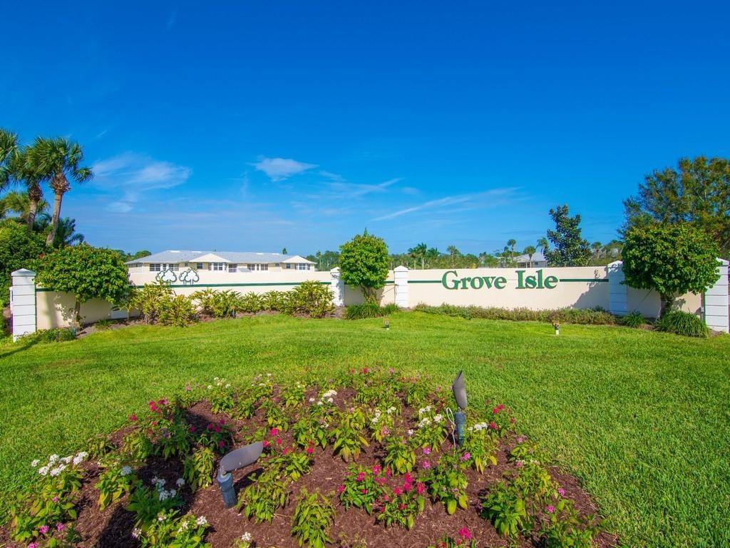Homes for sale in Vero Beach, FL | 500 Grove Isle Cir #202, Vero Beach, FL 32962 | MLS# F10458878