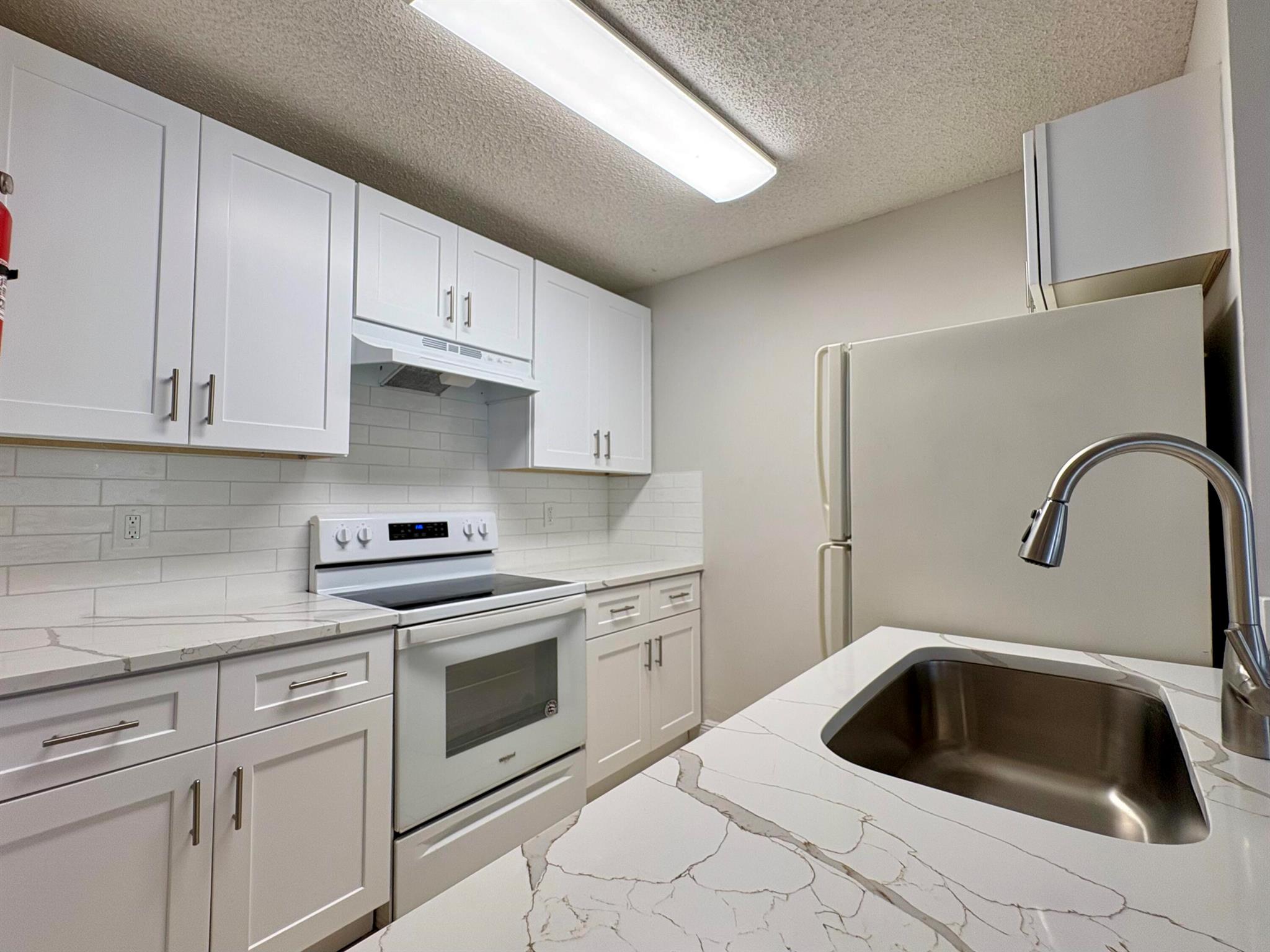 Meadows On The Green Cond