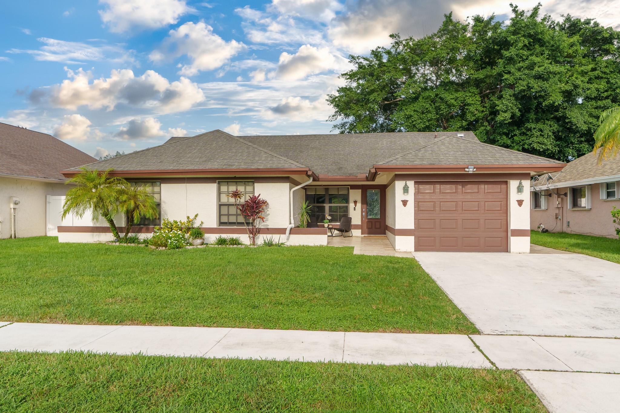 22662 Pickerel Cir Boca Raton FL 33428 | F10458786