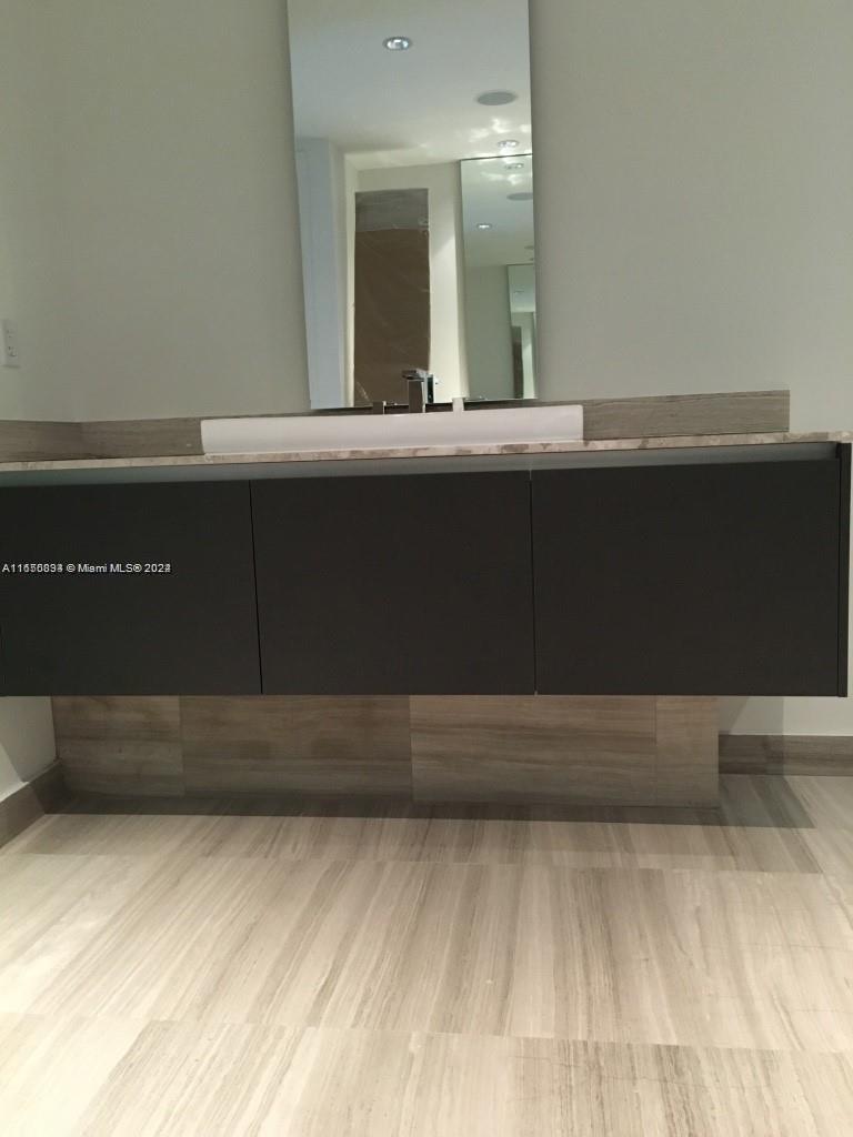 3300 NE 188 ST #610, Aventura FL 33180