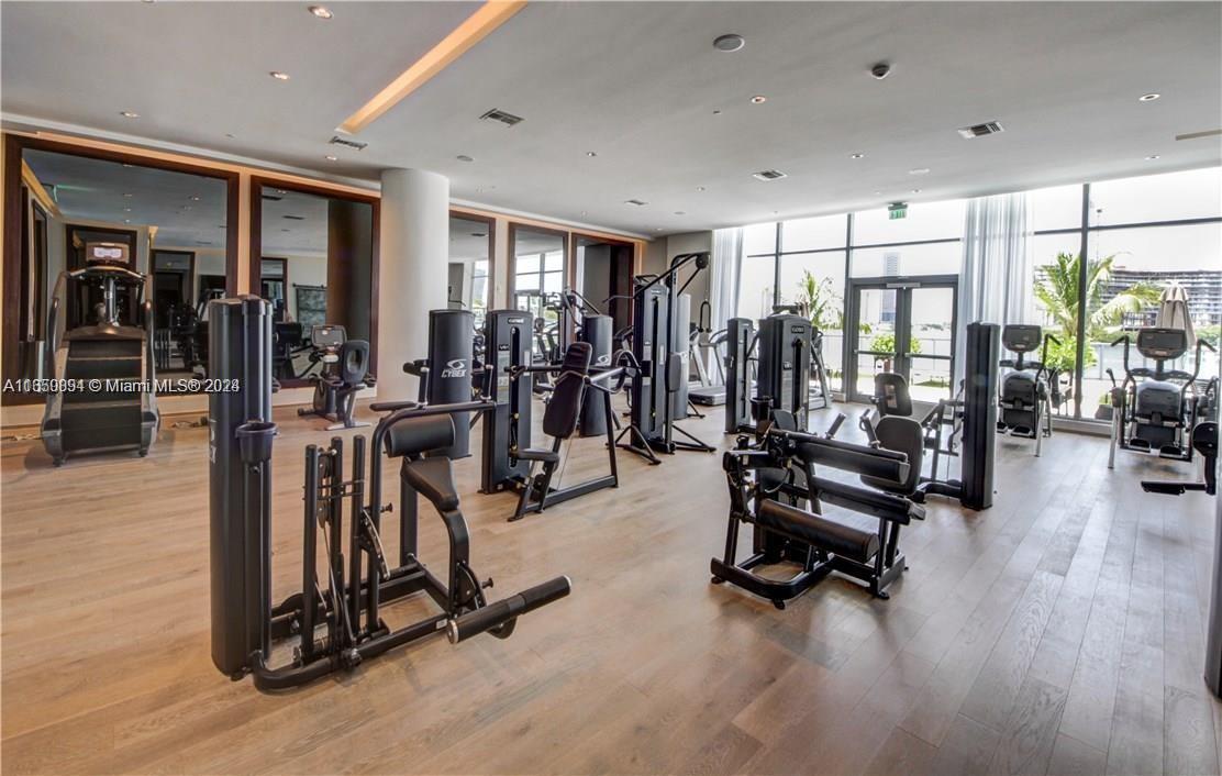 3300 NE 188 ST #610, Aventura FL 33180