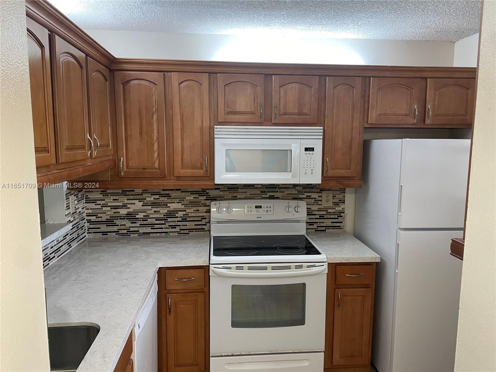 Homes for sale in Miramar, FL | 3252 Foxcroft Rd #206, Miramar, FL 33025 | MLS# A11651709
