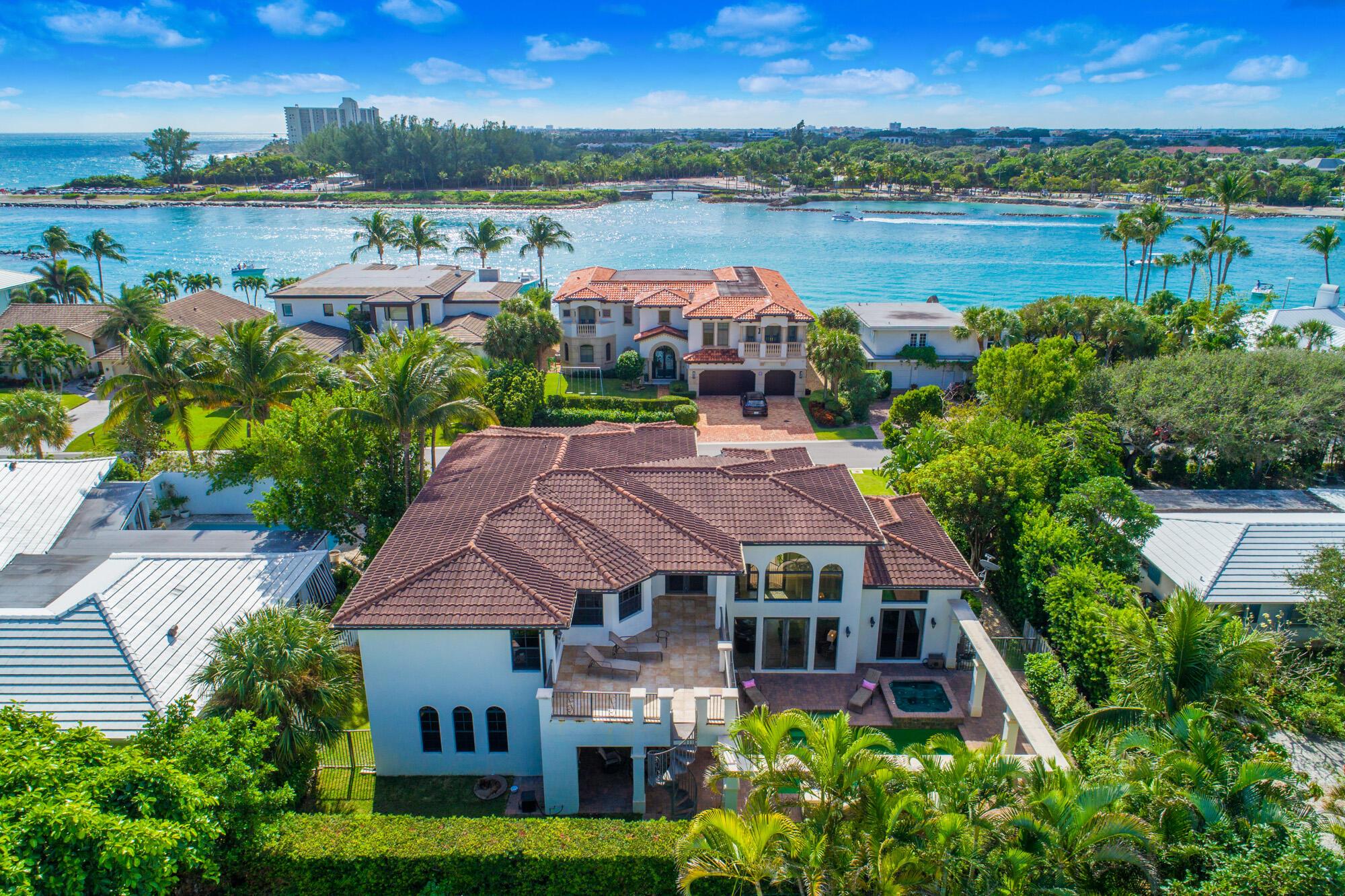 136 Lighthouse Drive Jupiter Inlet Colony FL 33469 | R11017611