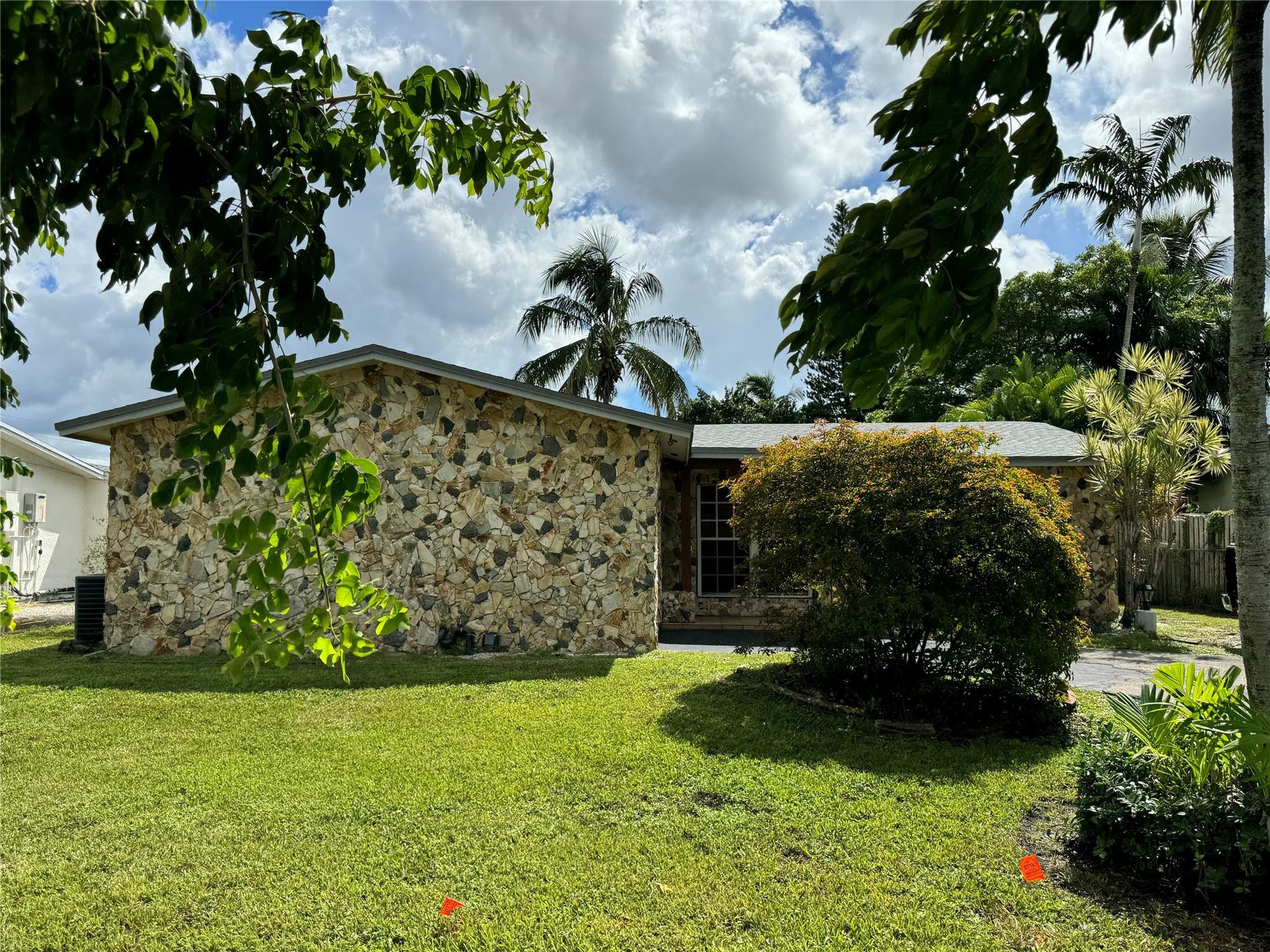 2936 Nw 122nd Ave Sunrise FL 33323 | F10459209