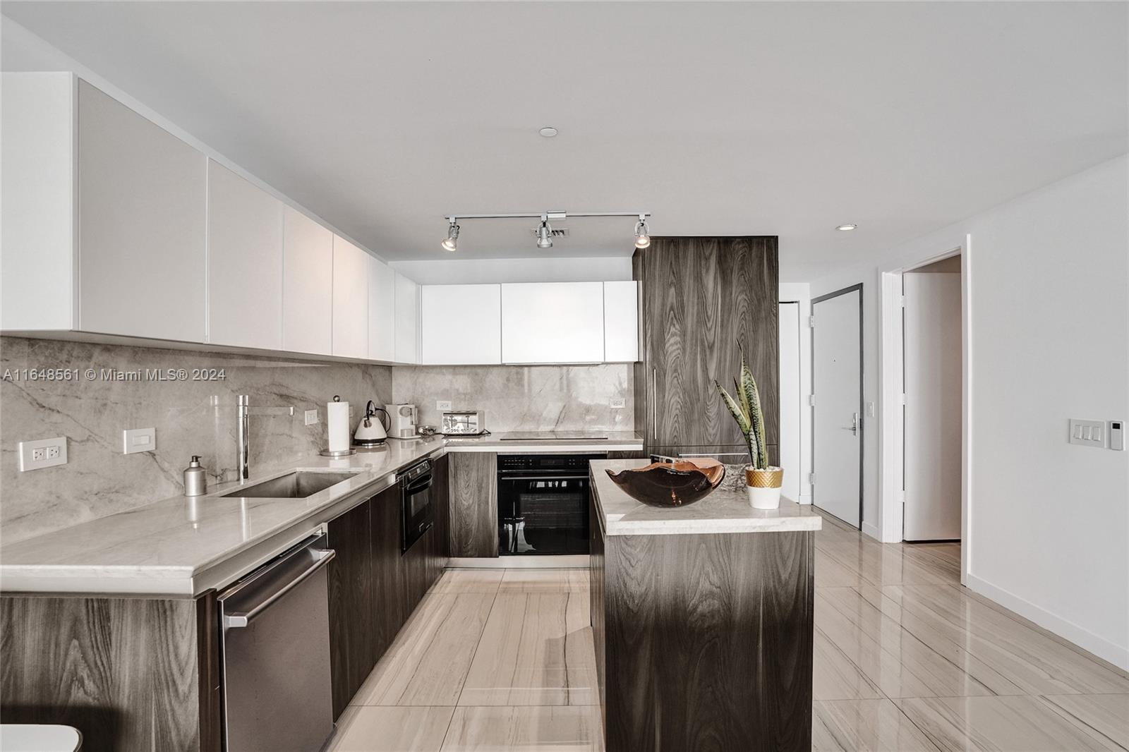 3131 NE 7th Ave #3504, Miami FL 33137